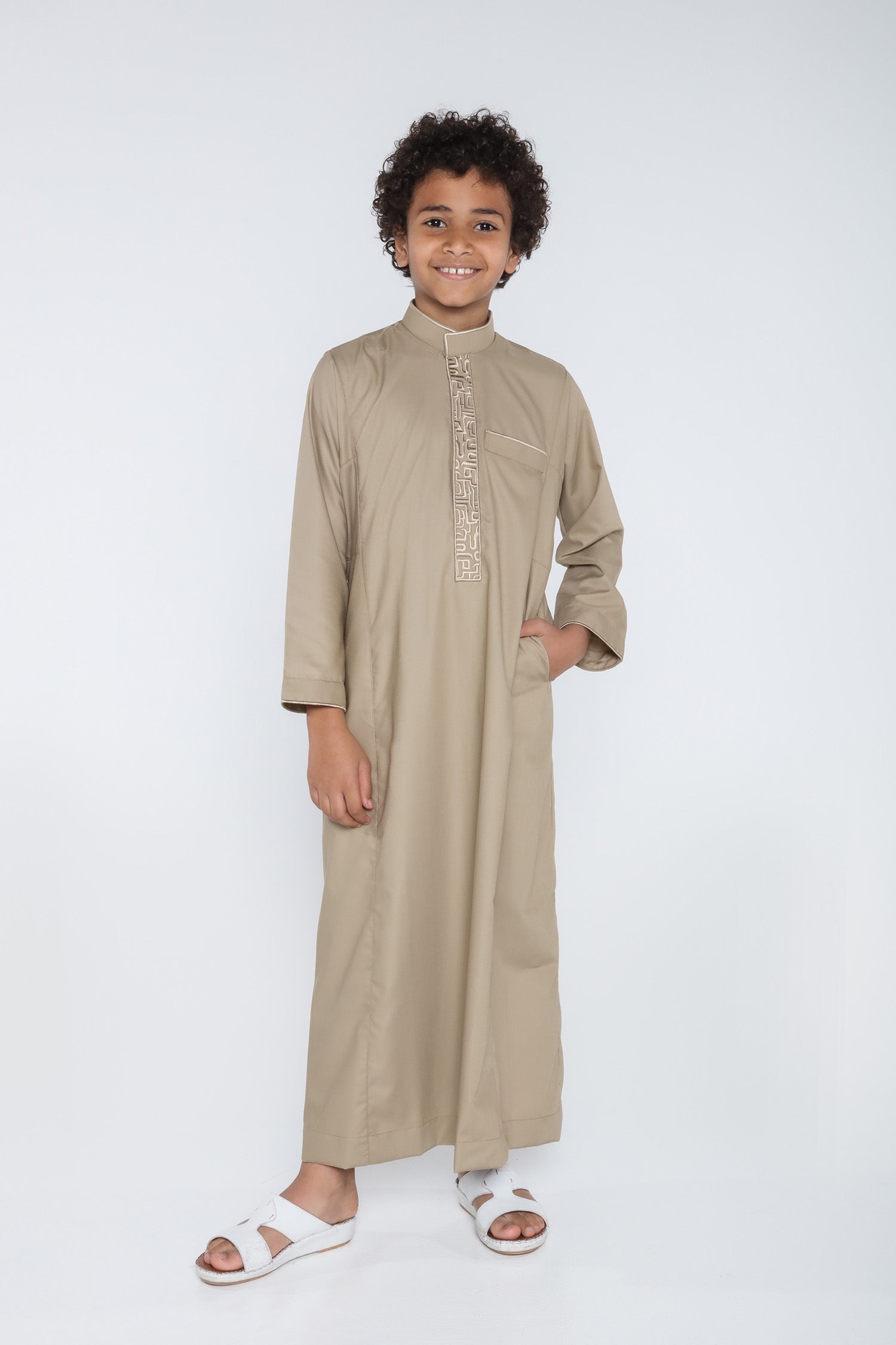 Boys Beige Arabic Thobe for Kids - Traditional Islamic Dress for Eid, Ramadan & Special Occasions