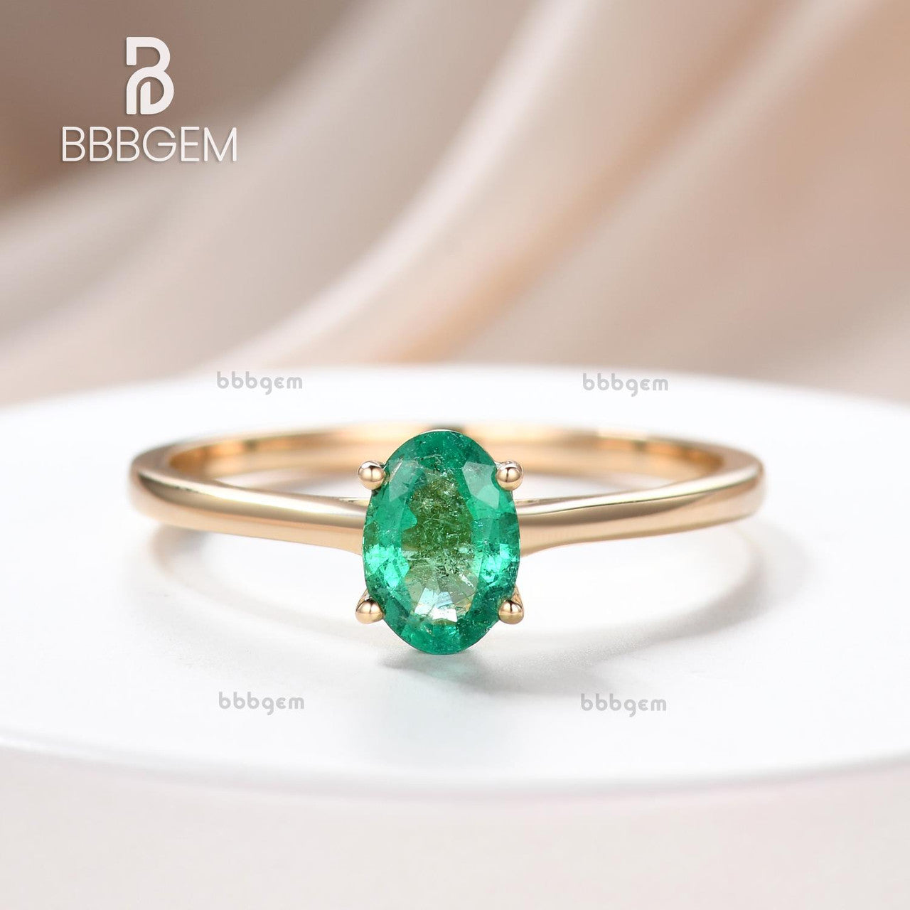 Solitaire Natural Oval Cut Emerald Engagement Ring - 14K Gold Wedding Band for Women, Vintage Inspired Bridal Jewelry - Perfect for Proposals, Anniversaries & Special Occasions