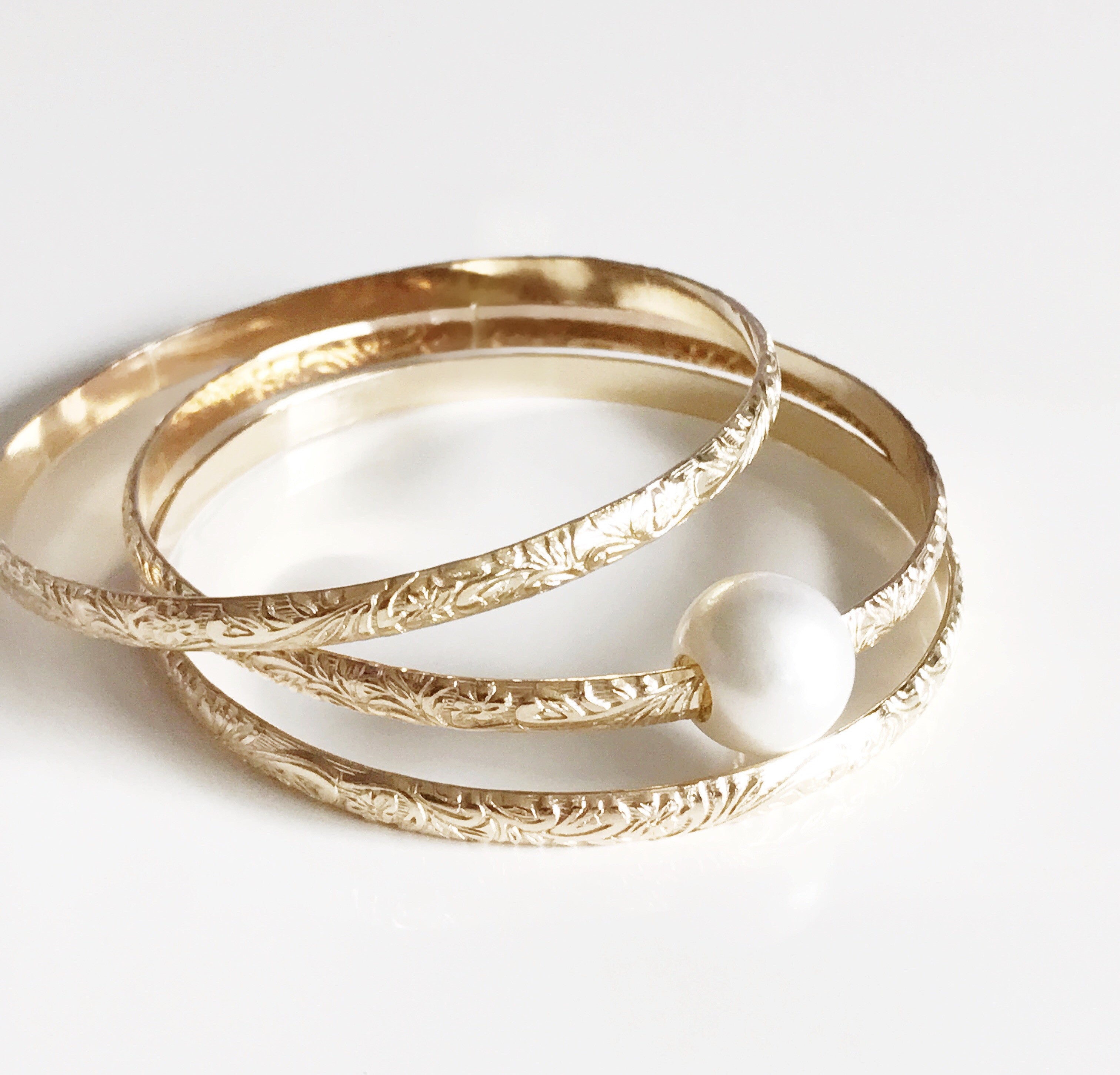 Elegant White Pearl Bangle Bracelet (B338) - Perfect for Weddings, Parties & Special Occasions