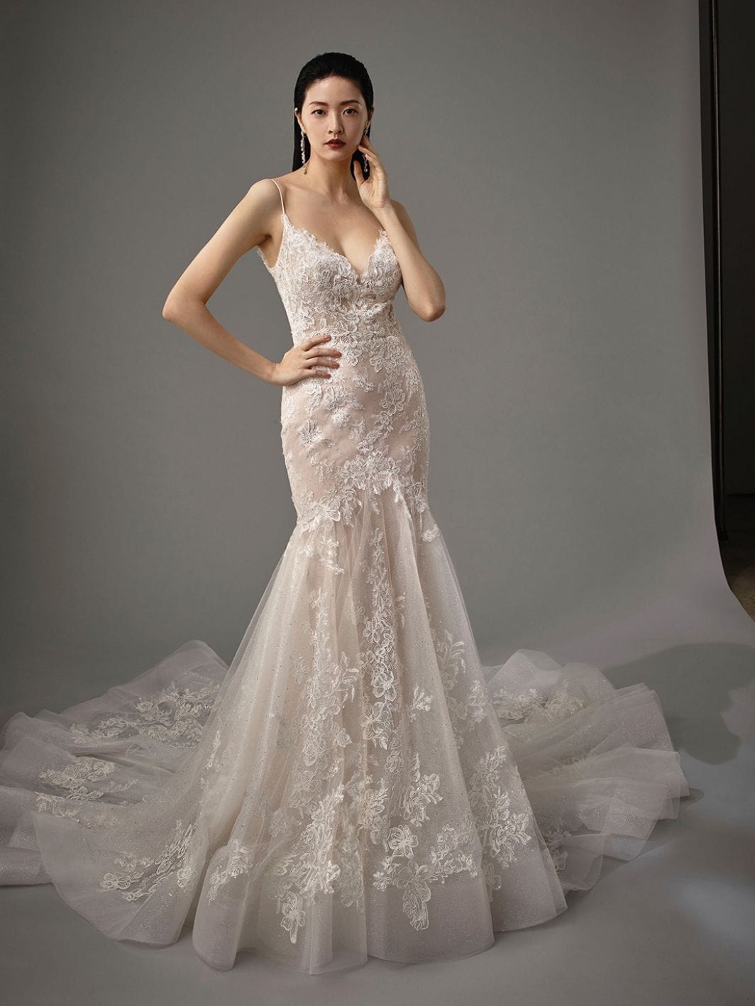 Enzoani Magnolia Blue Wedding Dress Size 12 - Elegant A-Line Gown for Brides, Perfect for Church, Beach & Formal Weddings