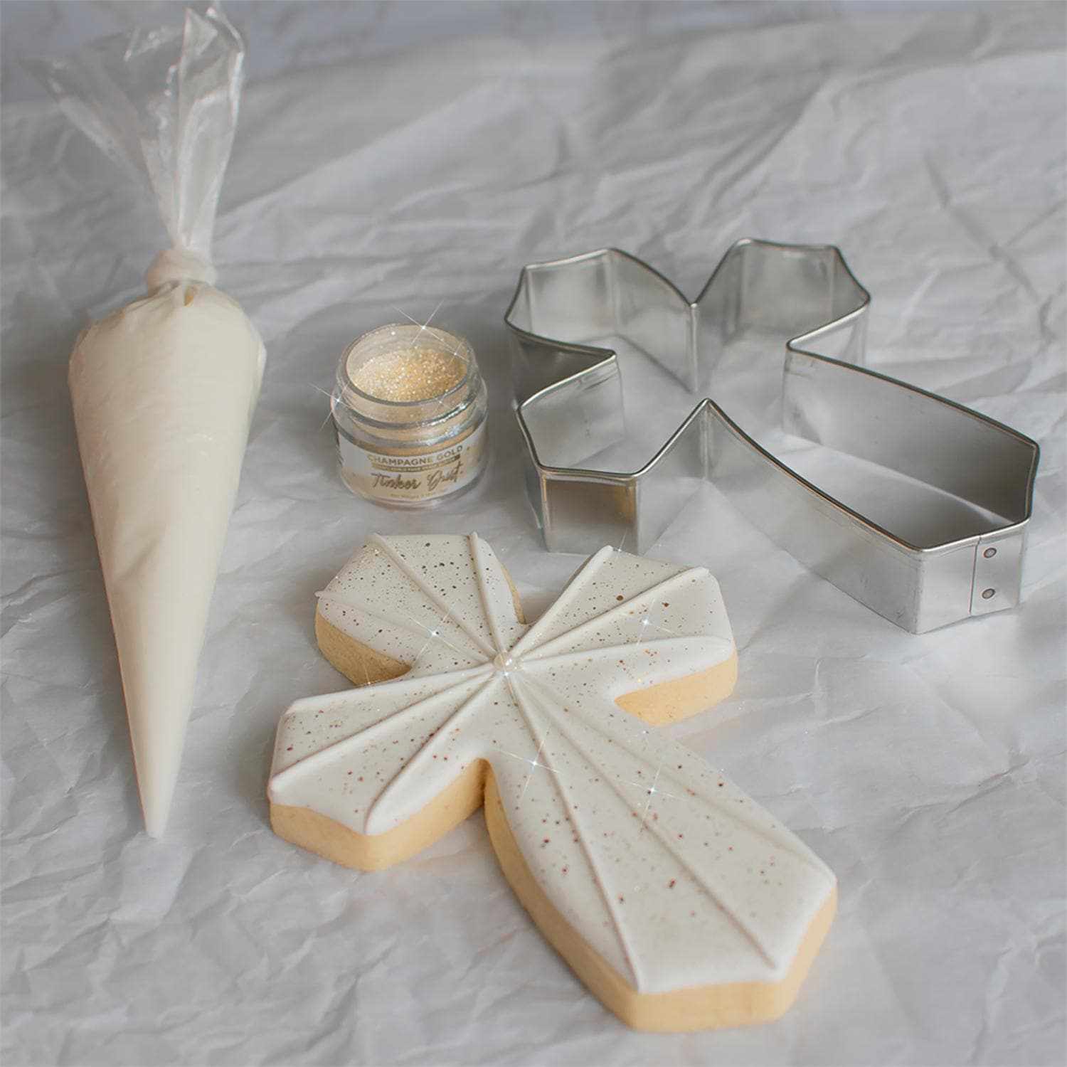 5.25 Inch Cross Cookie Cutter Set - Stainless Steel Baking Tools for Easter, Christmas, and Religious Holiday Cookies - Perfect for DIY Decorating, Party Favors, and Gift Giving
