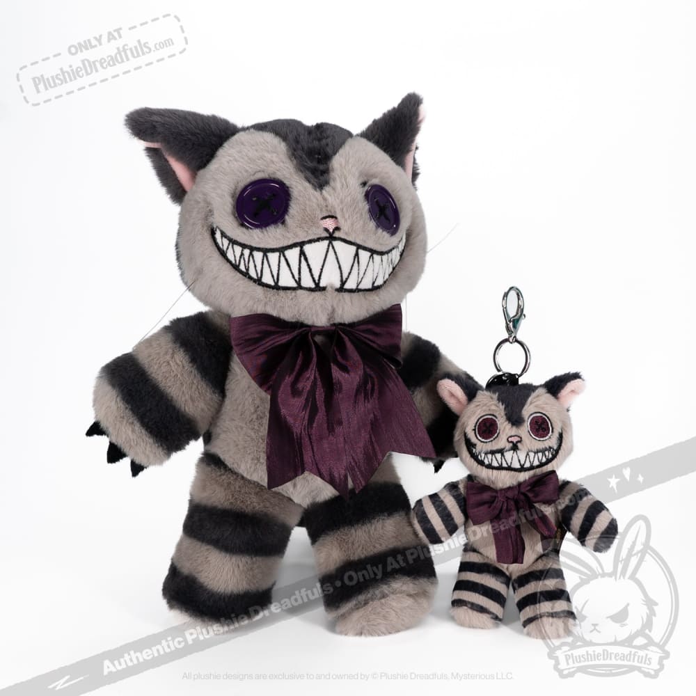 Victorian McGee's Alice in Wonderland Cheshire Cat Plush Keychain - Cute Collectible Accessory for Disney Fans, Gifts & Backpack Decor