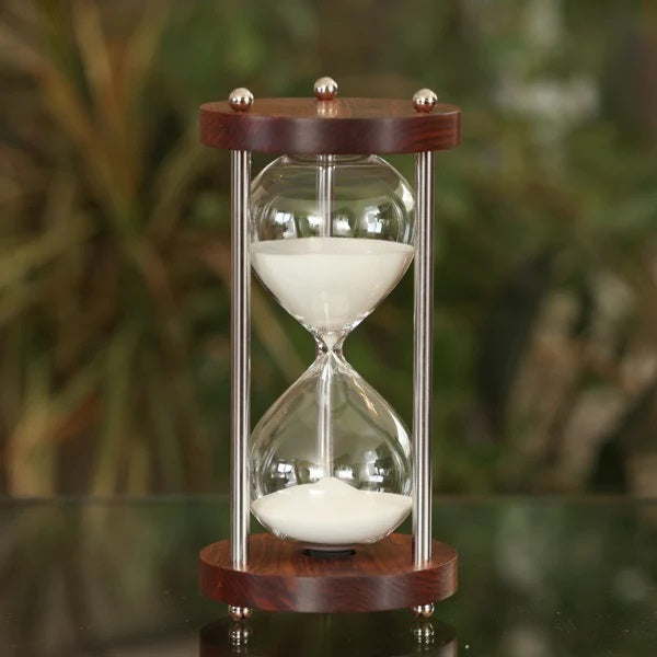 Premium 50-Minute Chechen Hourglass with Metal Spindles - Perfect for Meditation, Yoga, and Time Management in Home or Office
