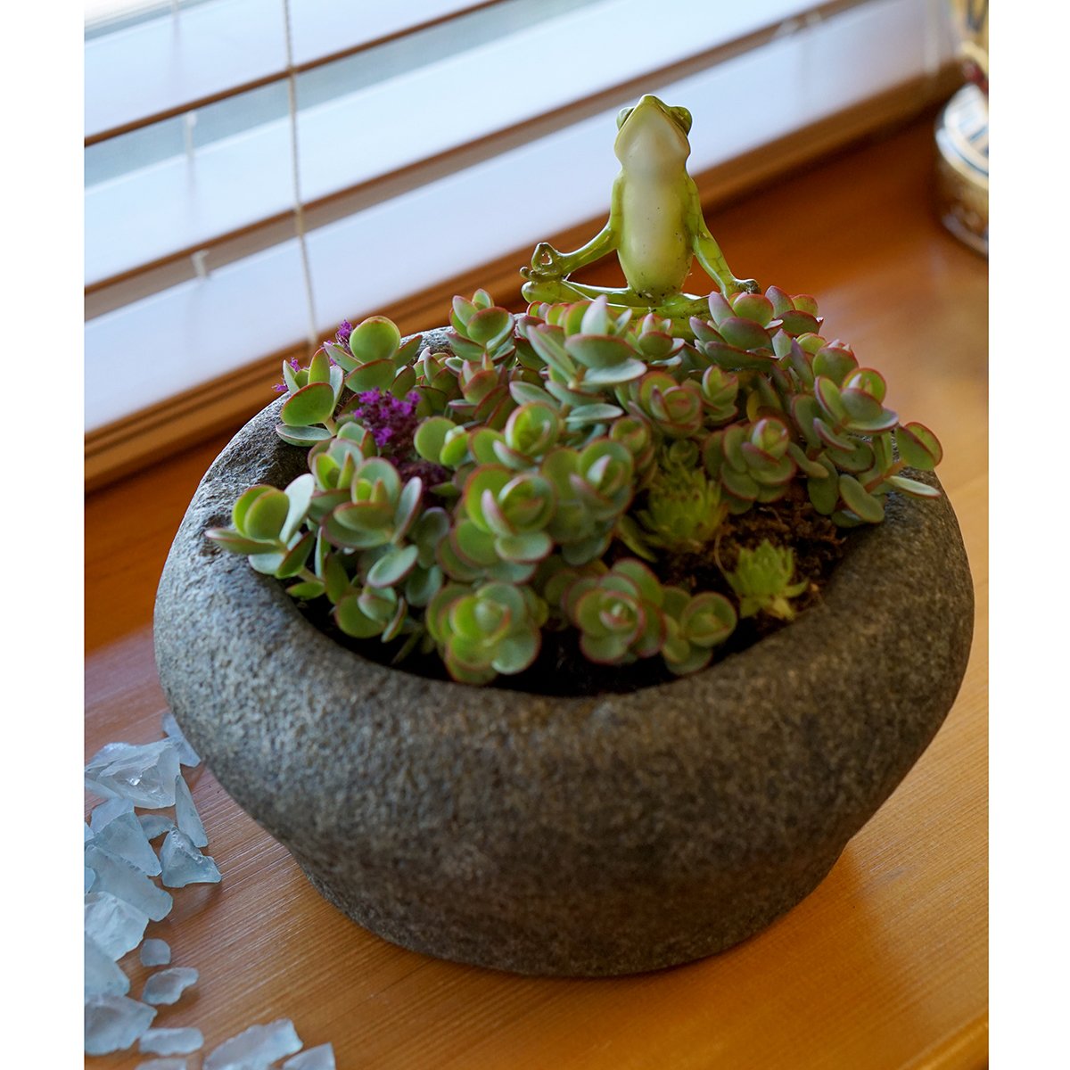 Premium Garden Frog Meditating on Large Stone Flower Pot Planter - Zen Decor for Outdoor Garden, Patio & Yard - Perfect for Meditation Spaces & Landscape Design