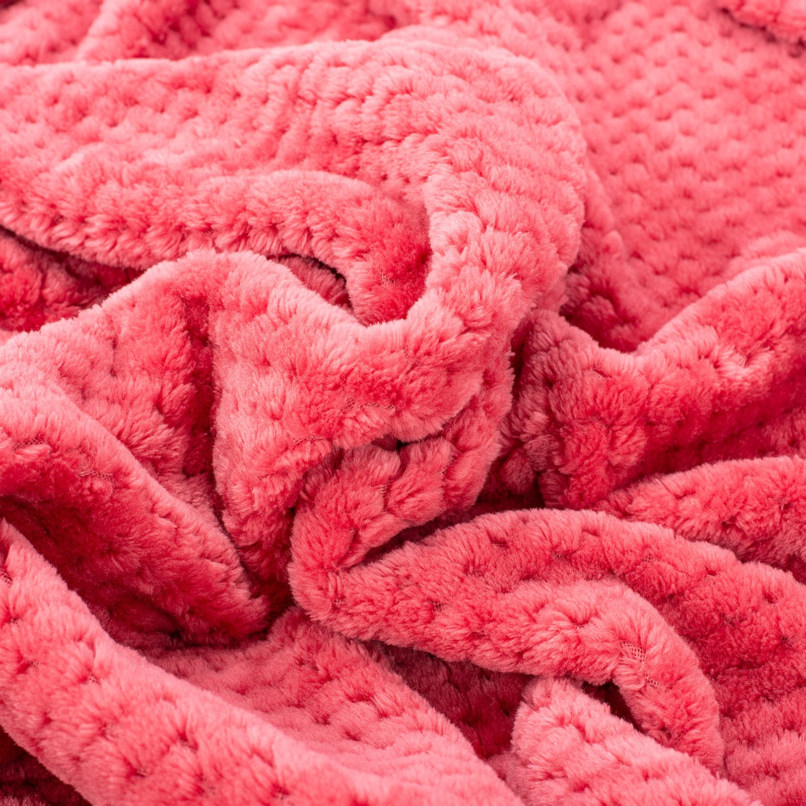 Warm Fleece Pet Blanket for Dogs & Cats - Soft Plush Throw for Bed, Couch & Travel (40