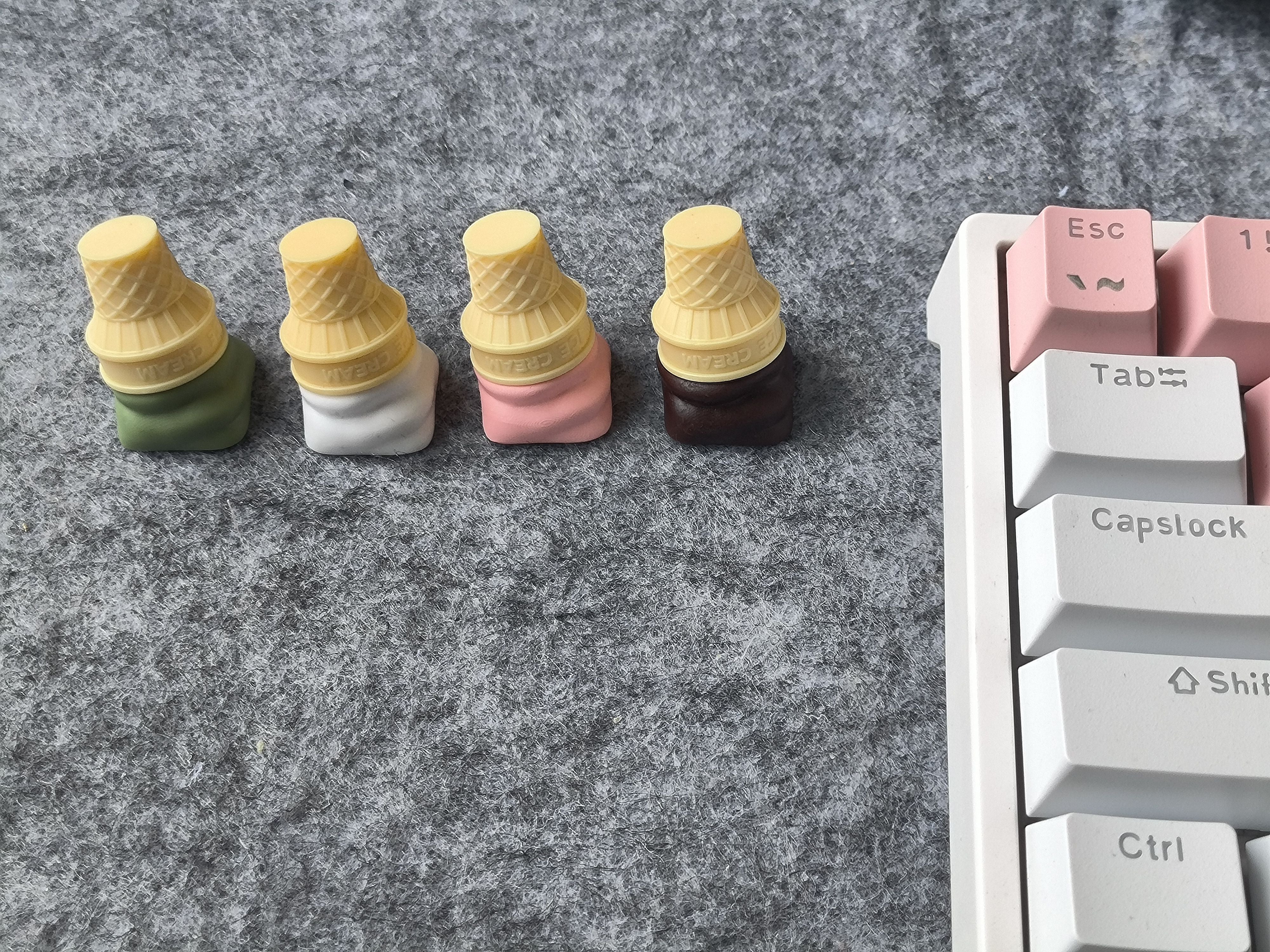 Funny Food-Themed Keycaps for Mechanical Keyboards - Ice Cream Drip Design, Unique & Customizable - Perfect for Gamers & Typing Enthusiasts