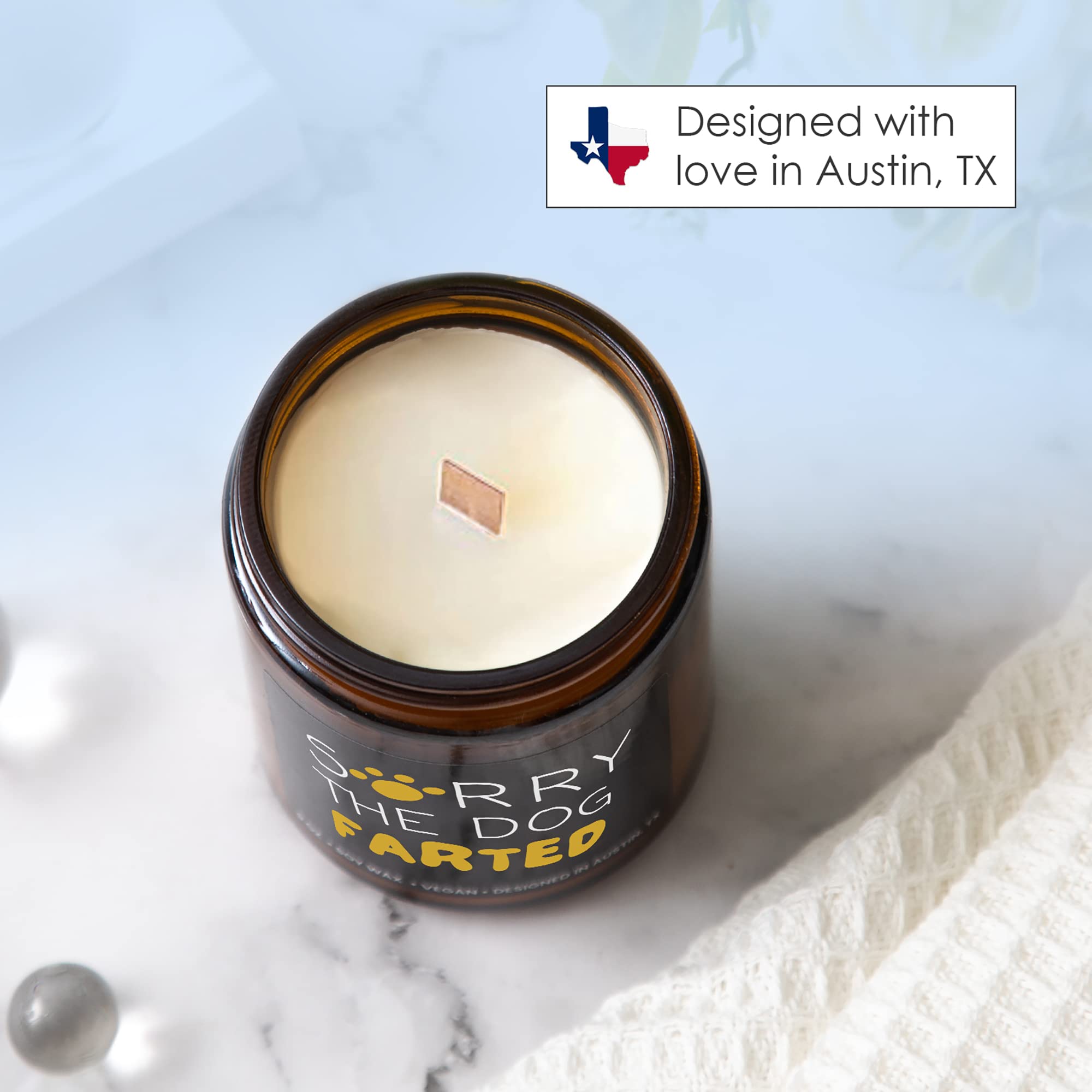 Funny Dog Mom Candle - Scented Soy Wax Gift for Dog Lovers, Perfect for Dog Parents & Pet Owners - Great for Mother's Day, Birthday & Housewarming Gifts - Creates Cozy Atmosphere for Living Rooms & Bedrooms