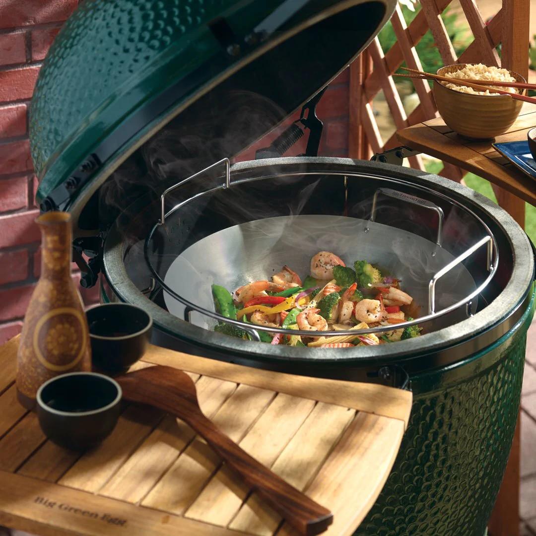 Big Green Egg Carbon Steel Wok - 14 Inch Stir Fry Pan for Outdoor Cooking, Camping & BBQ - Premium Heavy Duty Wok for Gas Stove, Grill & Induction Cooktop - Perfect for Asian Stir Fry, Sautéing & Deep Frying