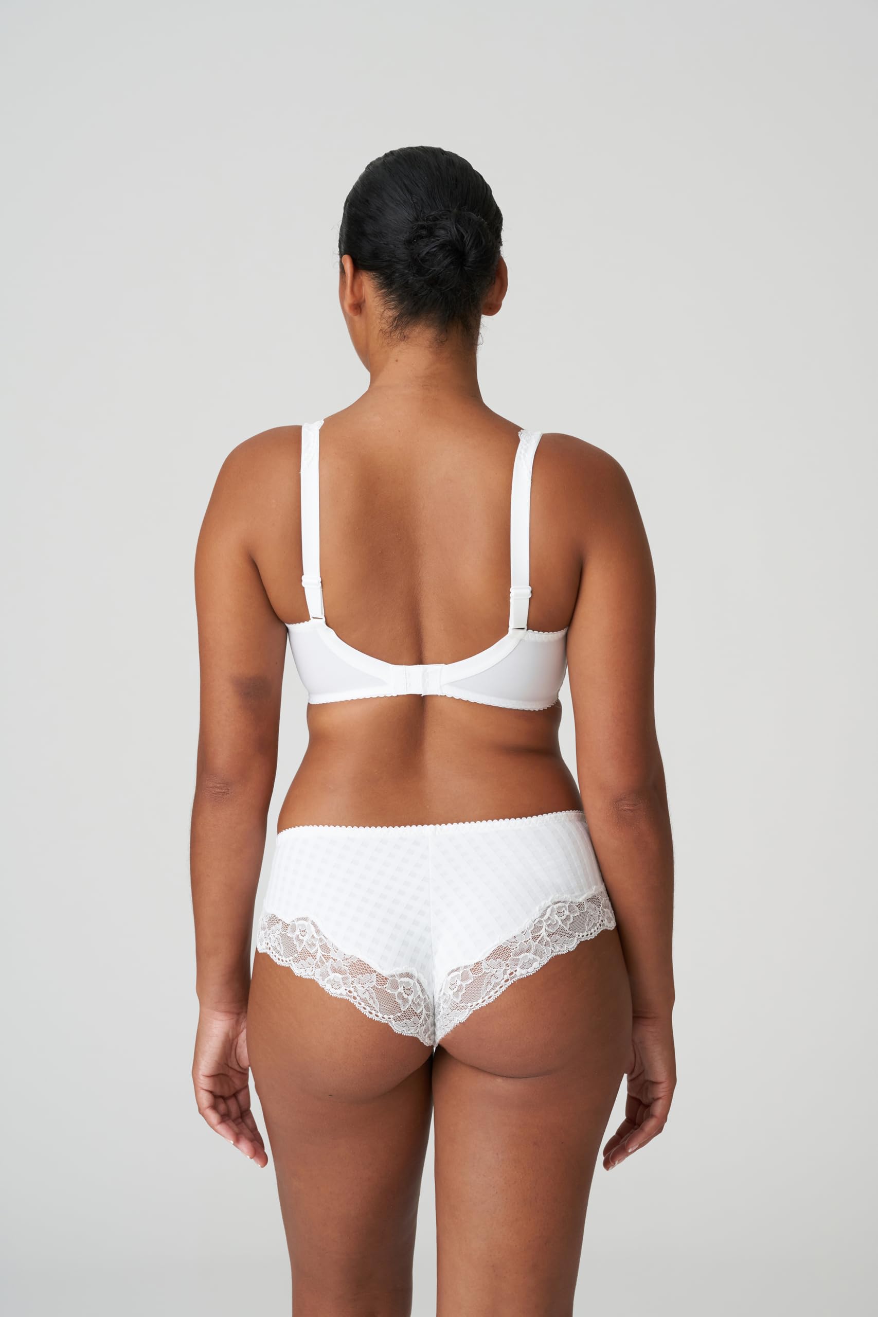 PrimaDonna Madison Full Coverage Side Support Bra 34F - White | Comfortable Underwire Bra for Plus Size Women | Perfect for Everyday Wear & Special Occasions