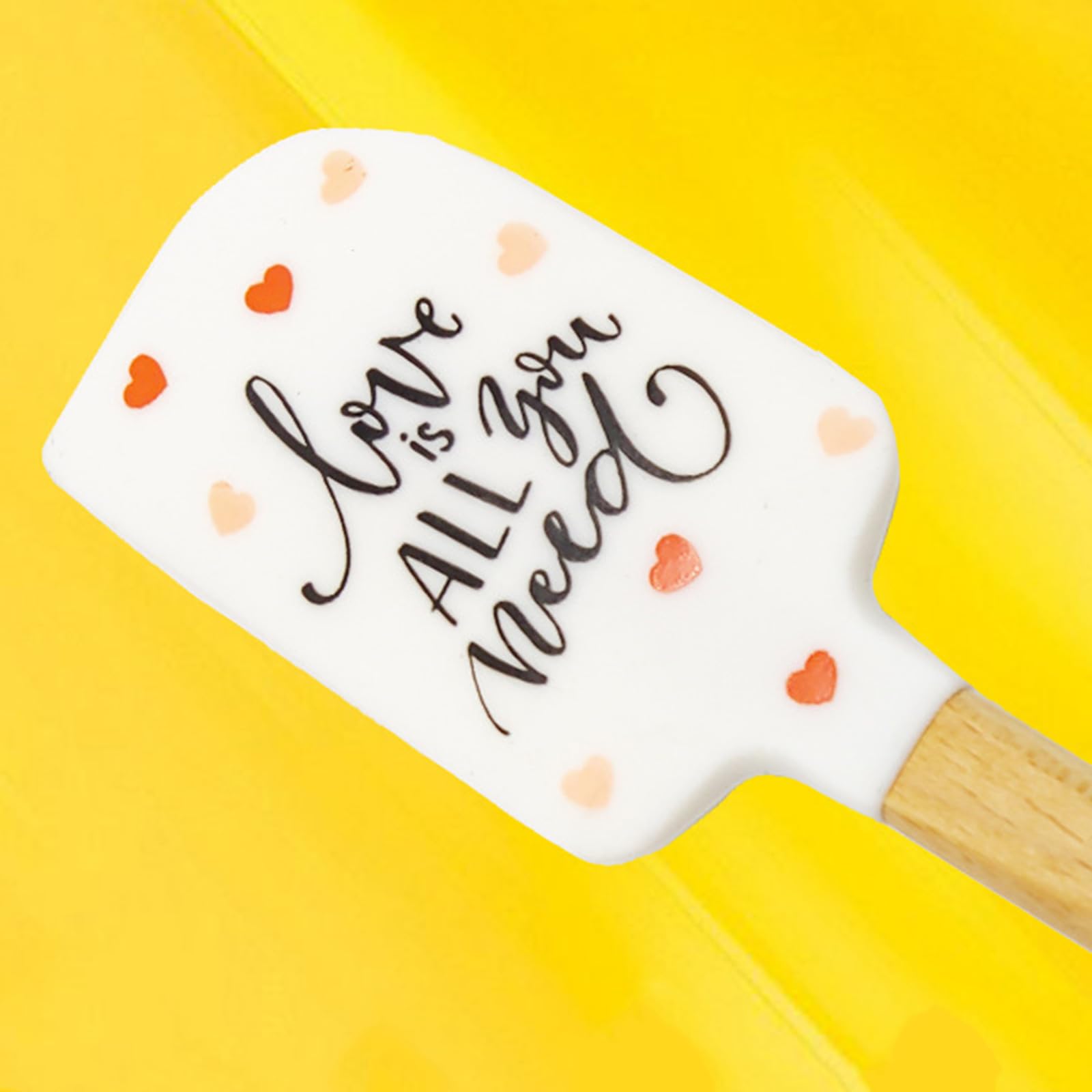 Heart-Shaped Silicone Spatula with Wooden Handle - Perfect for Baking, Cake Decorating, Buttercream Mixing & Chocolate Scraping - Ideal for Home Bakers & Professional Pastry Chefs