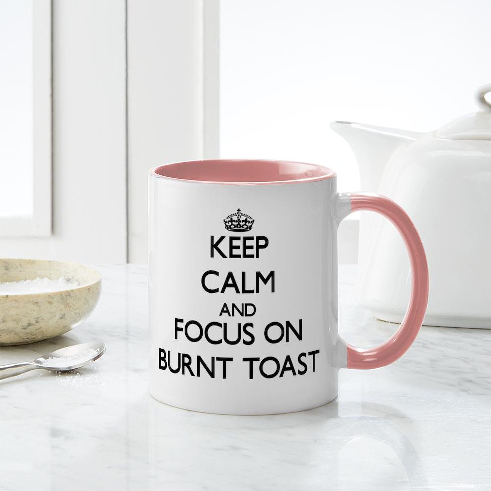 Keep Calm And Focus On Burnt Toast 11 oz Ceramic Coffee Mug (325ml) - Funny Novelty Tea Cup for Office, Home & Gifts - Perfect for Coffee, Tea & Hot Beverages