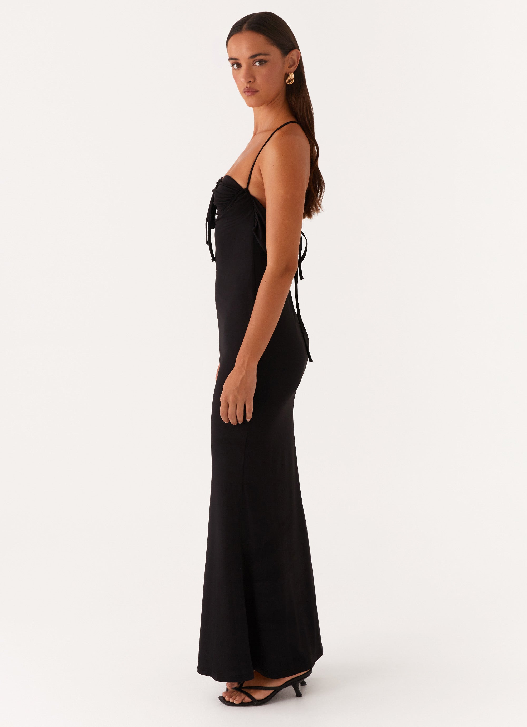 Bombshell Maxi Dress - Elegant Black Long Formal Dress for Women | Perfect for Evening Parties, Weddings & Special Occasions