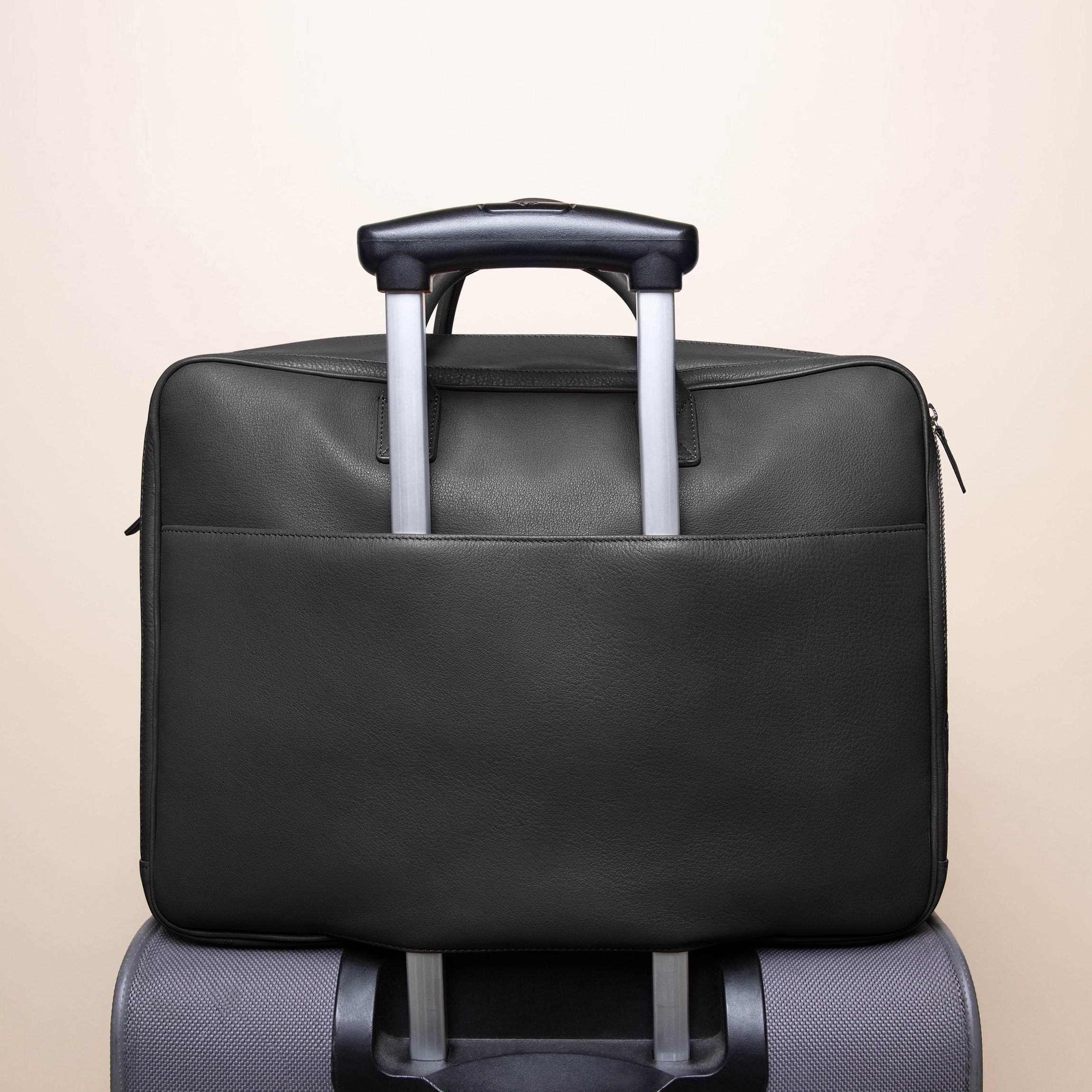 Warren Large Brief Bag Black Onyx - Premium Leather Business Tote for Work, Travel & Office - Stylish Laptop Bag for Professionals & Commuters