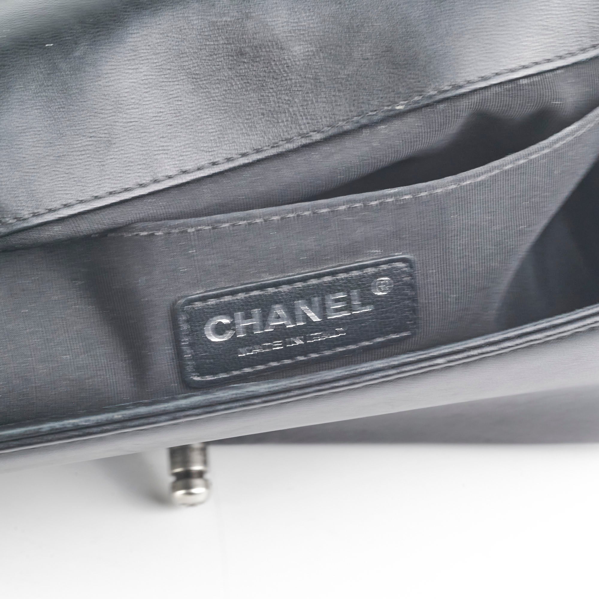 Chanel Old Medium Boy Bag in Black Lambskin Leather - Luxury Crossbody Bag for Women, Perfect for Evening Events & Daily Use