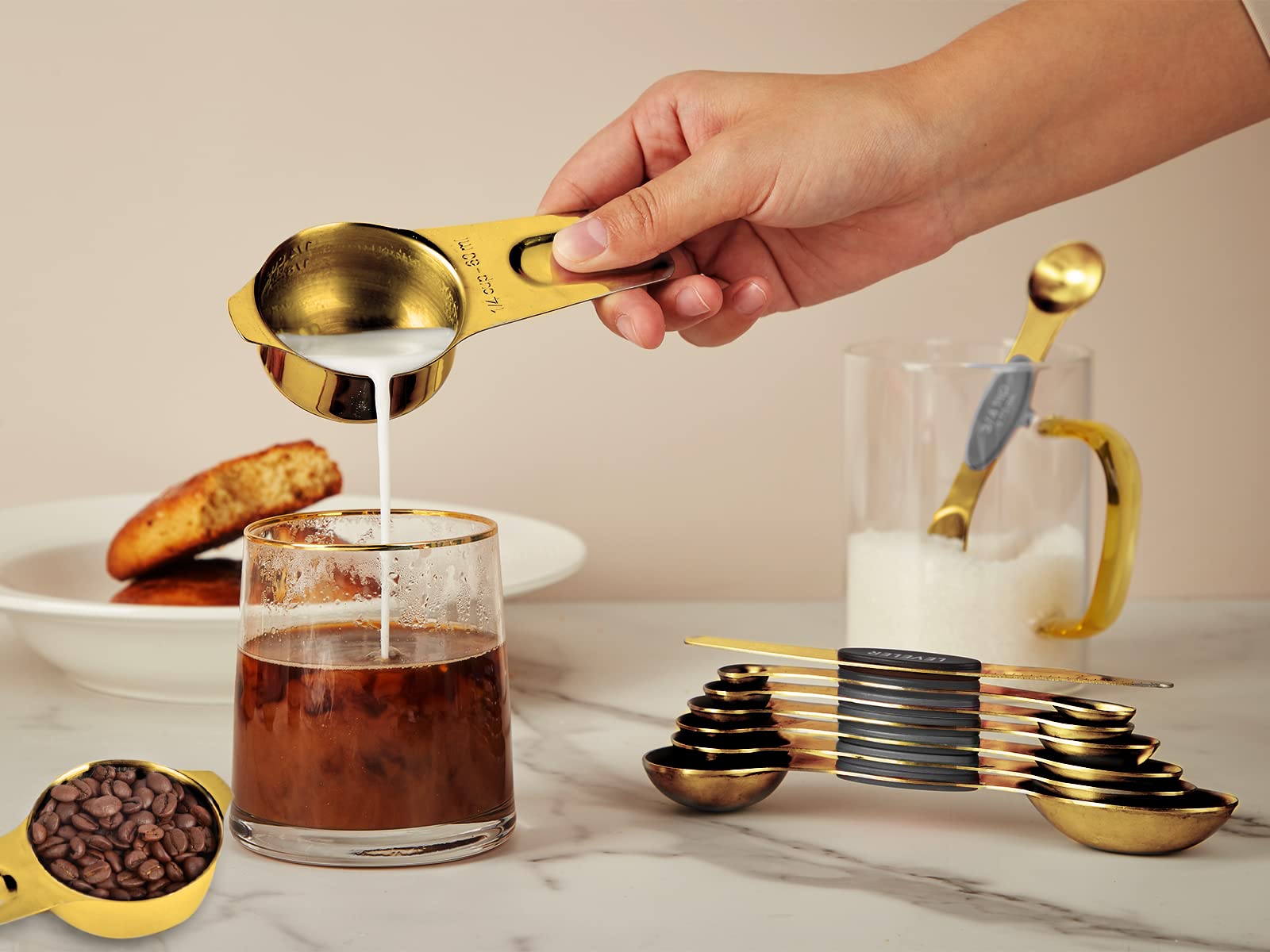 Premium 15-Piece Gold Measuring Cups and Spoons Set - 18/8 Stainless Steel Kitchen Tools with 7 Nesting Cups & 8 Magnetic Spoons - Perfect for Baking, Cooking, Meal Prep and Gift Giving