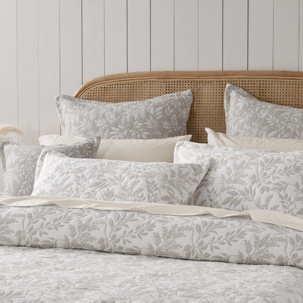 Amelia Stone Queen Size Bedspread Set | Soft Luxury Bedding for Comfort & Style | Perfect for Master Bedroom, Guest Room & Hotel Decor