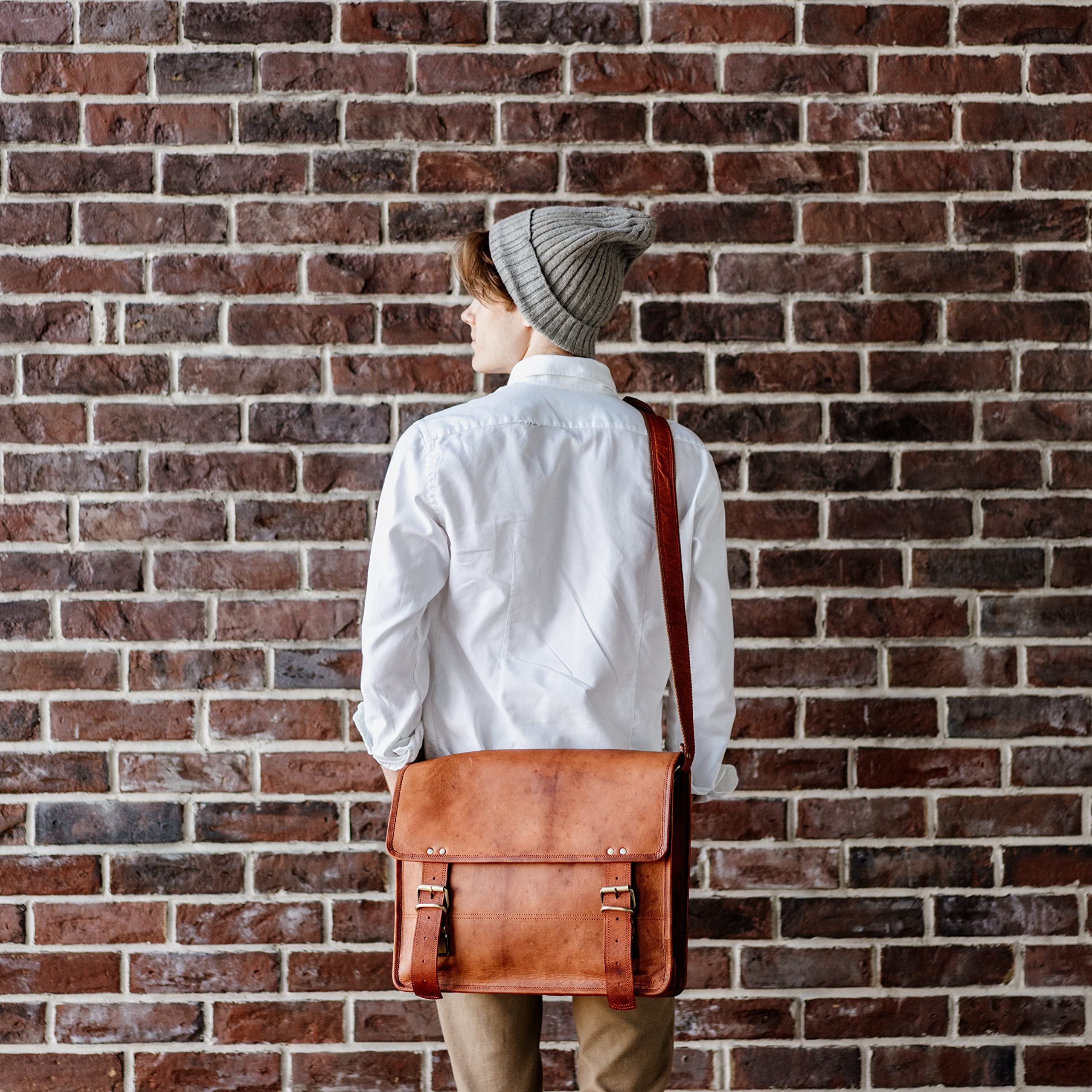 Vintage Leather Messenger Bag for Men & Women - BERLINER BAGS York Briefcase in Brown | Business, Travel & Everyday Use