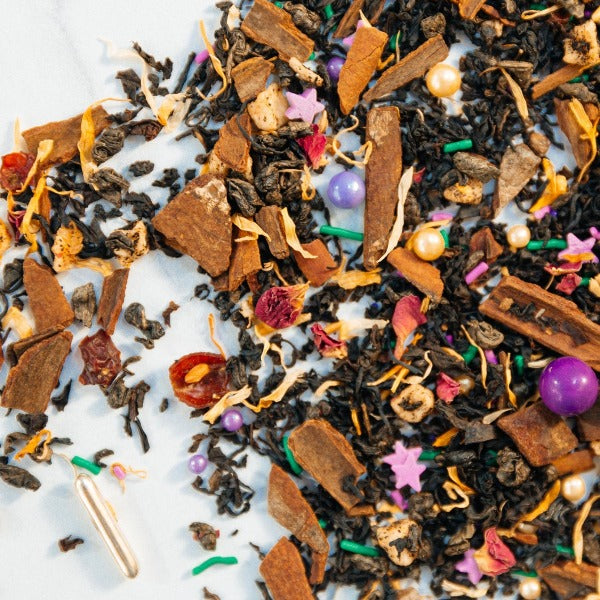 Premium King Cake Black Tea - Rich & Aromatic Loose Leaf Tea for Baking, Gifting & Relaxation - Perfect for Mardi Gras Celebrations & Afternoon Tea Time