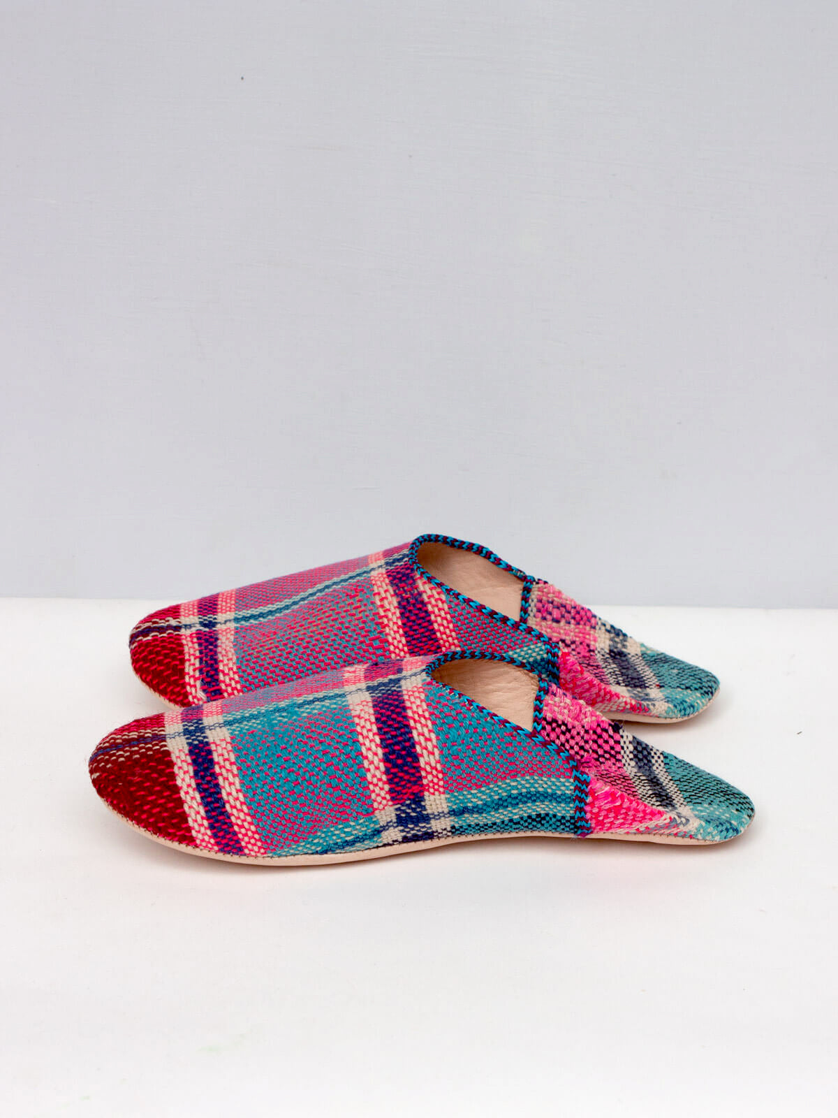 Authentic Moroccan Boujad Basic Babouche Slippers - Handmade Leather Comfort Shoes for Men & Women | Perfect for Home, Lounge, and Cultural Fashion