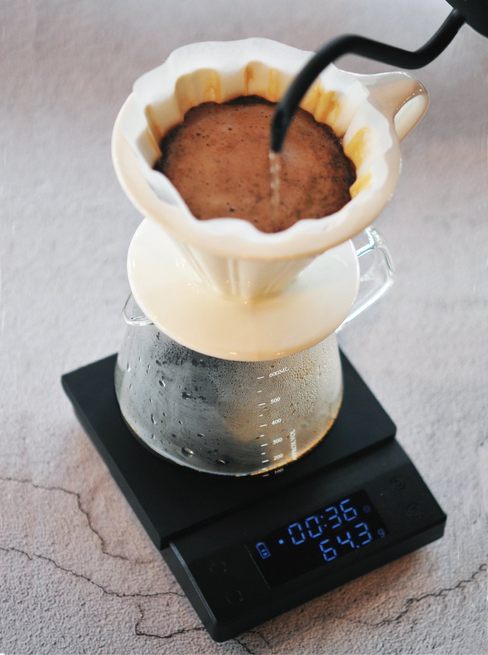 Tiamo CT2000 Digital Kitchen Scale - High Precision Food Scale for Baking, Cooking, and Coffee with LCD Display | Perfect for Home & Professional Use