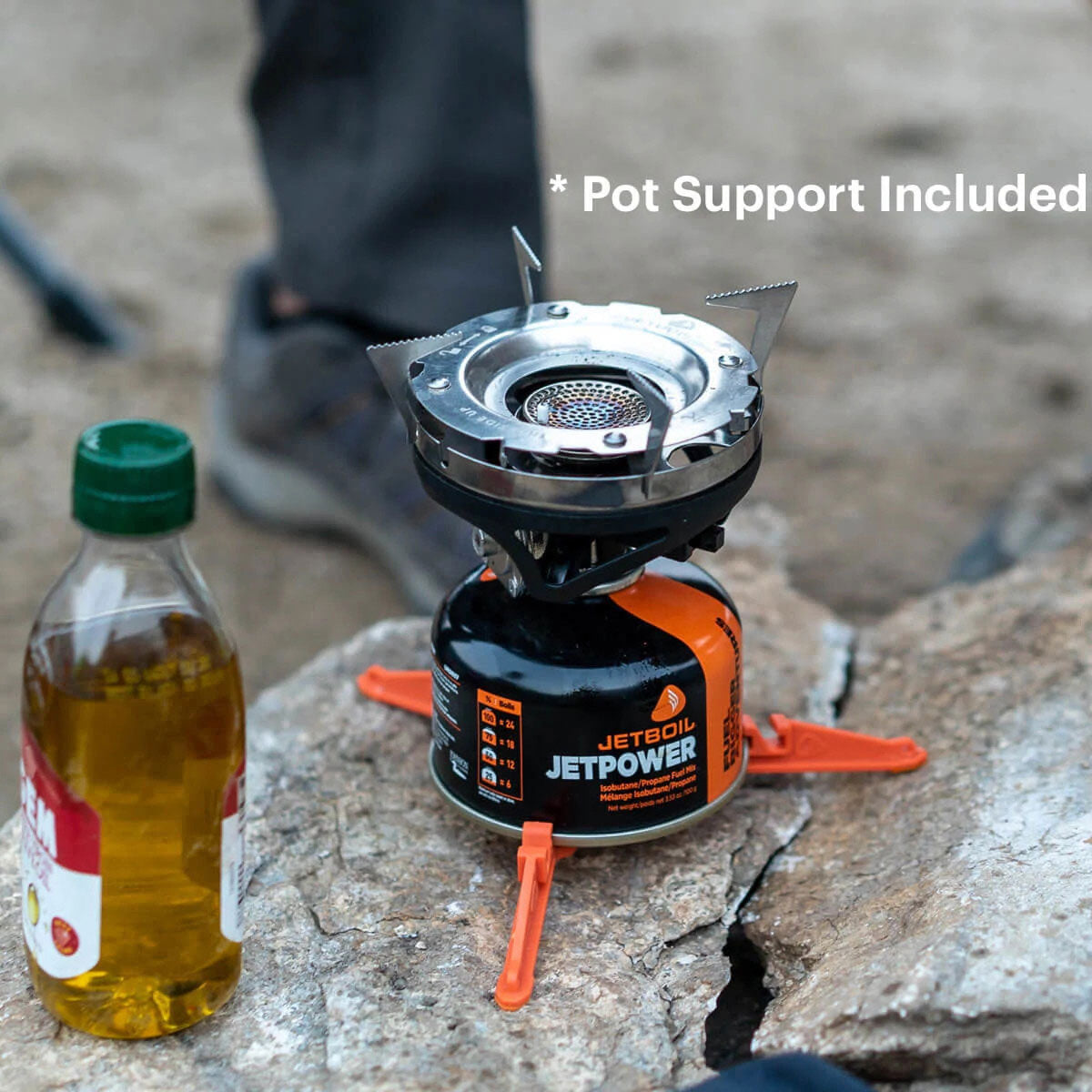 Jetboil Sumo Cooking System - Compact Camping Stove for Backpacking, Hiking & Outdoor Adventures - Fast Boiling Portable Stove with Insulated Cup & Cooking Pot