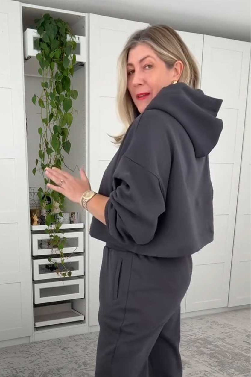 Off Duty Cropped Hoodie - Charcoal Black | Women's Casual Pullover Sweatshirt for Streetwear & Loungewear