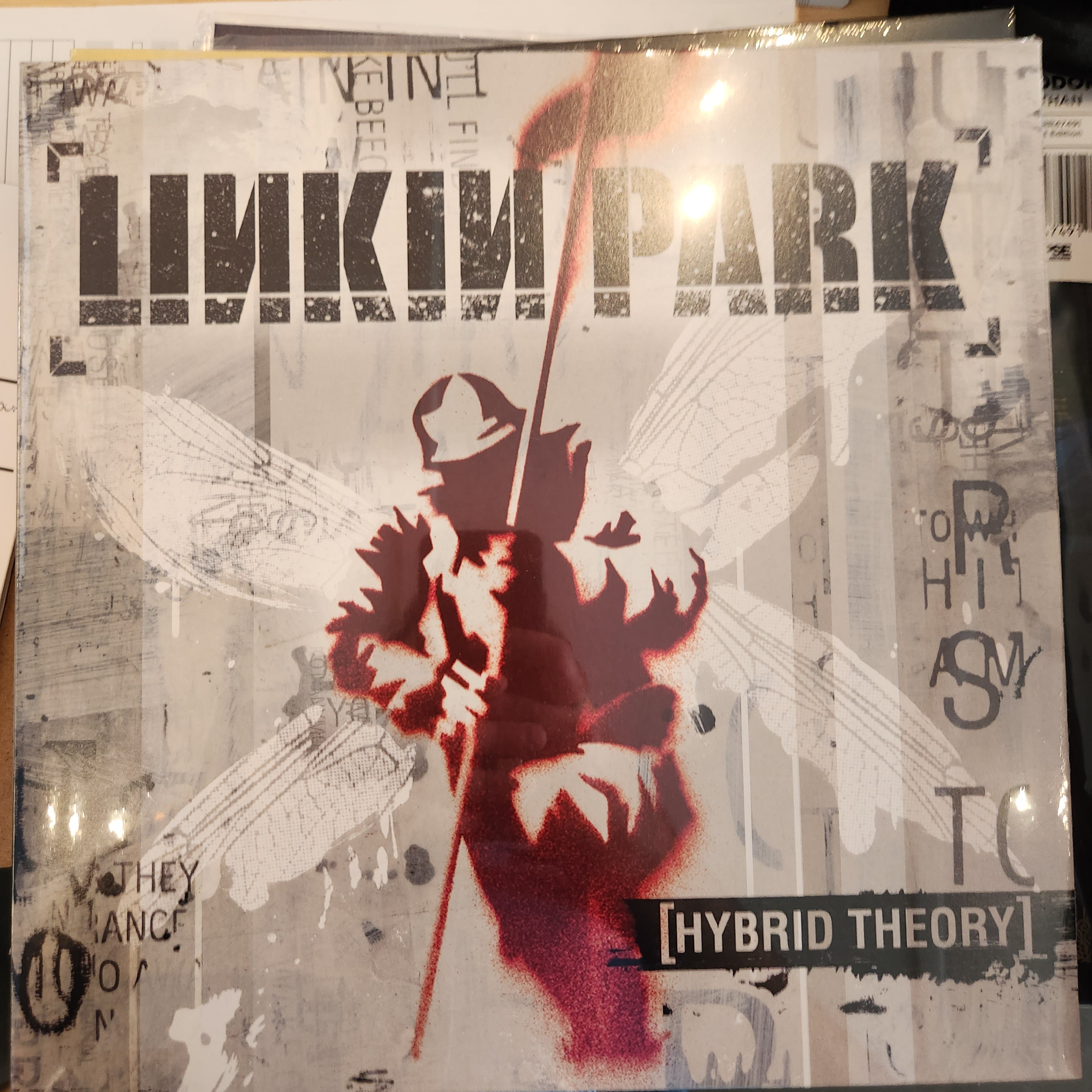 Linkin Park Hybrid Theory Vinyl LP Record - Limited Edition Rock Music Album for Collectors & Fans - Perfect for Home Listening, Gifts & Music Enthusiasts