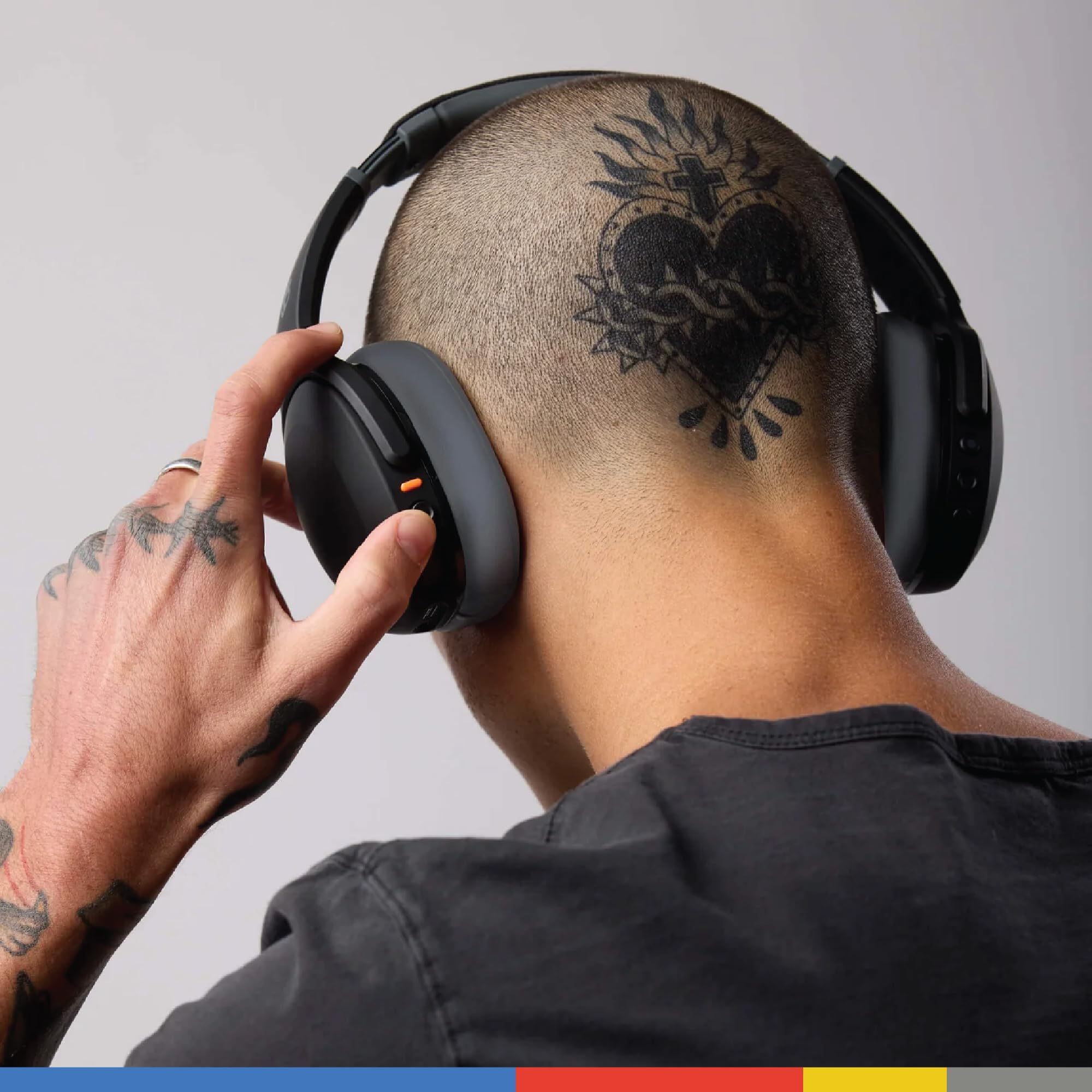 Skullcandy Crusher Evo Wireless Over-Ear Headphones with Sensory Bass, 40-Hour Battery, Built-in Mic & Charging Cable - Compatible with iPhone, Android & Bluetooth Devices (Black) - Perfect for Gaming, Music & Travel