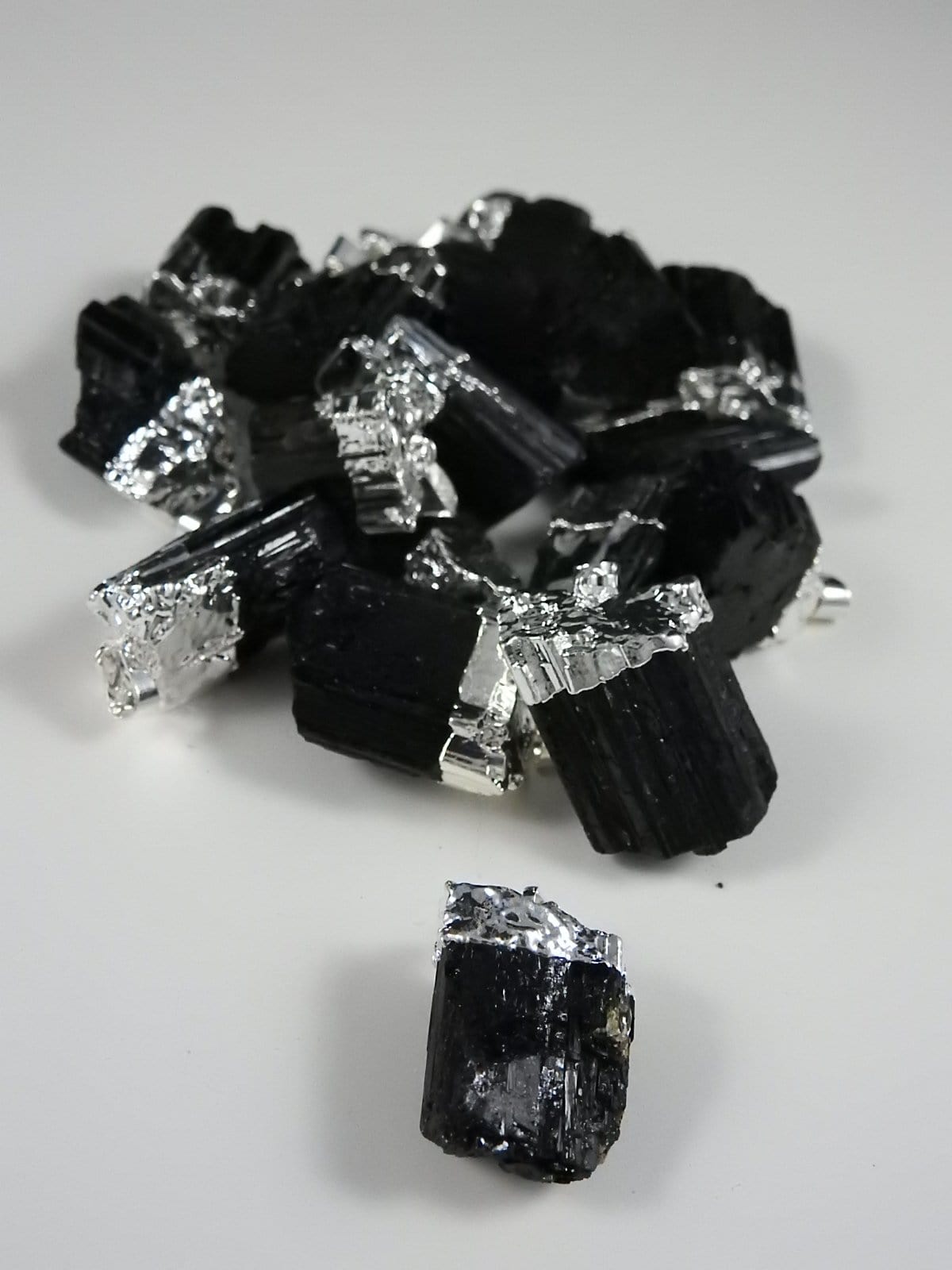 Black Tourmaline Natural Pendant Necklace - Genuine Healing Crystal Jewelry for Protection & Energy Cleansing | Perfect for Meditation, Yoga & Spiritual Wellness