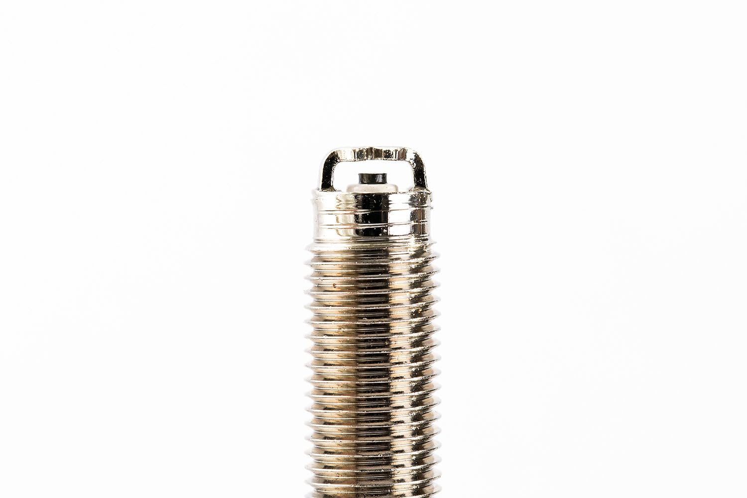 E3.80 Premium Automotive Spark Plug with DiamondFIRE Technology - High Performance Ignition Plug for Cars, Trucks & SUVs - Improves Fuel Efficiency & Engine Power (Pack of 1) - Ideal for Daily Commuting, Off-Roading & Performance Driving