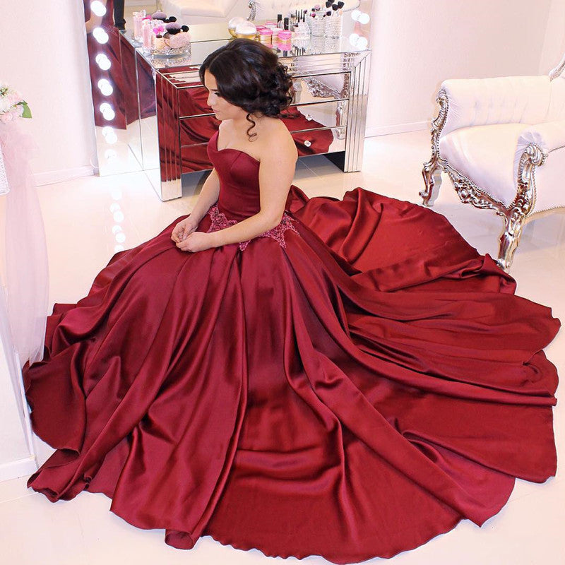 Elegant Burgundy Satin Sweetheart Ball Gown Wedding Dress for Brides - Perfect for Evening Ceremonies, Prom & Formal Events