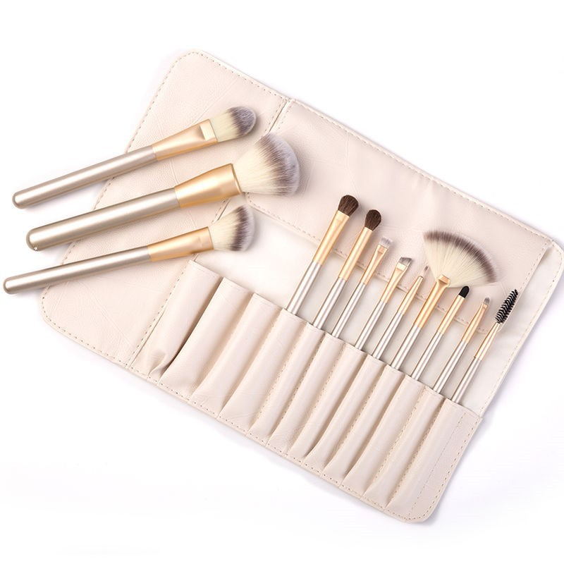 Professional Makeup Brush Set of 3 - Soft Synthetic Bristles for Flawless Foundation, Blending & Contouring - Perfect for Everyday Makeup & Professional Use