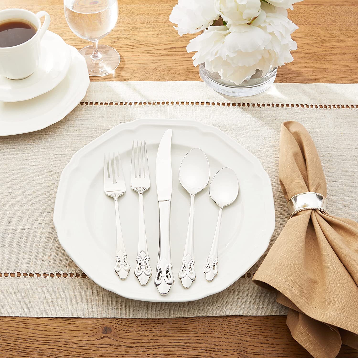Premium 18/10 Stainless Steel Mirror Finish Flatware Set - 42 Piece Fleur de Lis Silverware Service for 8 with 2 Hostess Spoons - Elegant Dining Silver Cutlery for Formal Dinners, Weddings & Special Occasions