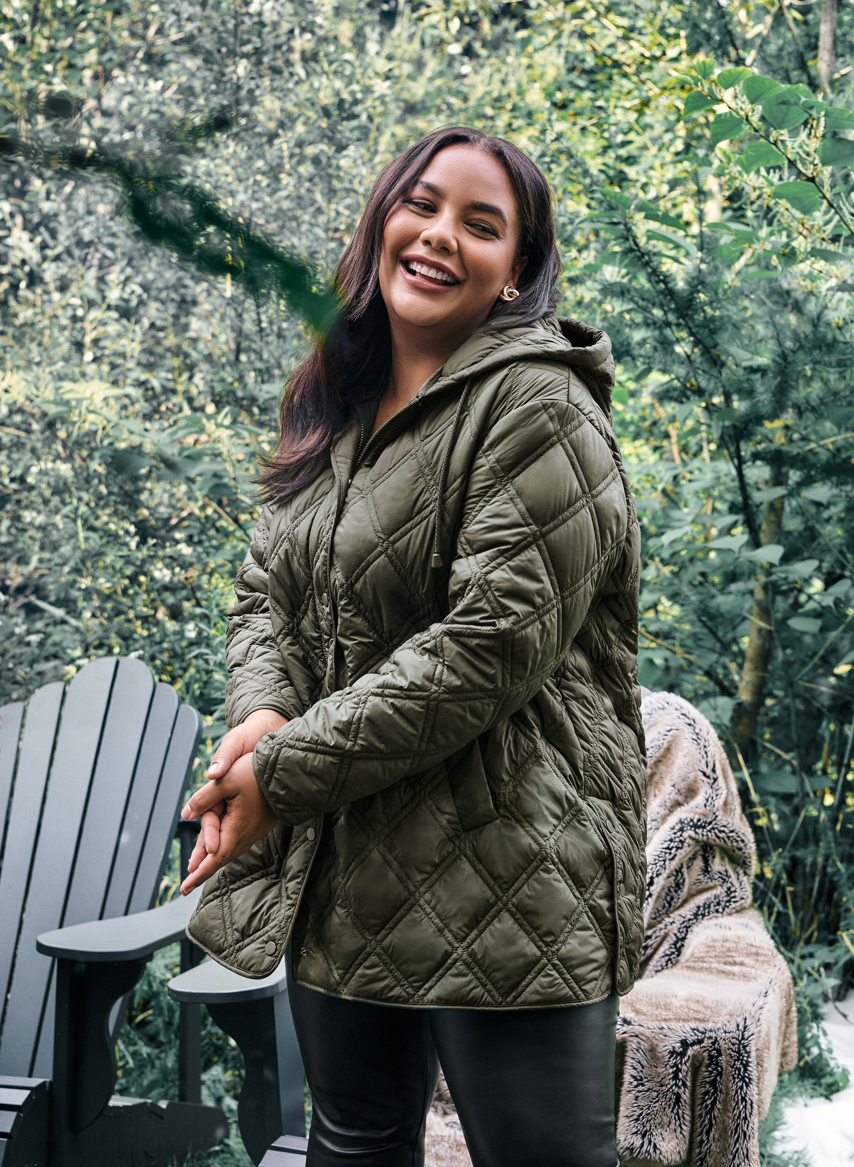 Bernardo Hooded Quilted Jacket for Women - Lightweight Water-Resistant Winter Coat with Pockets | Perfect for Outdoor Activities, Commuting & Casual Wear