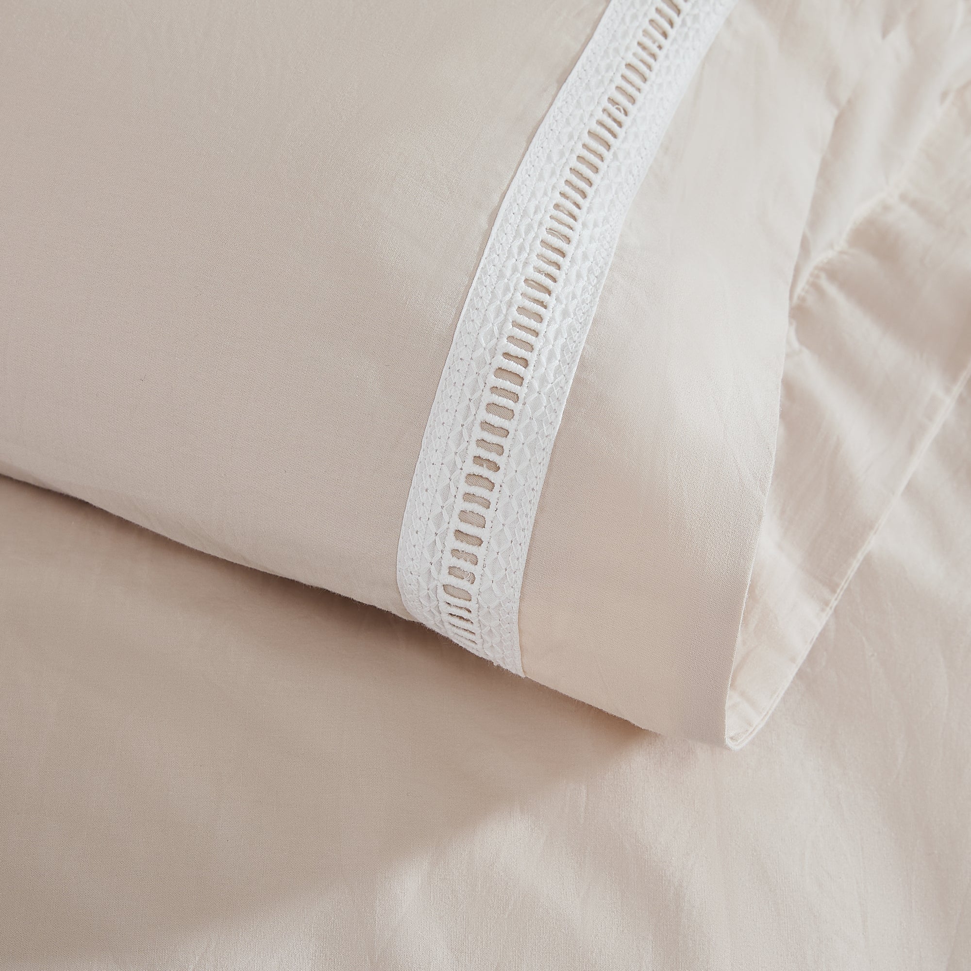 Doris Eyelet Inset Trim Cotton Duvet Cover Set - Queen Size Bedding Set with Pillowcases - Breathable Soft Duvet Cover for Bedroom, Guest Room & Dorm Decor