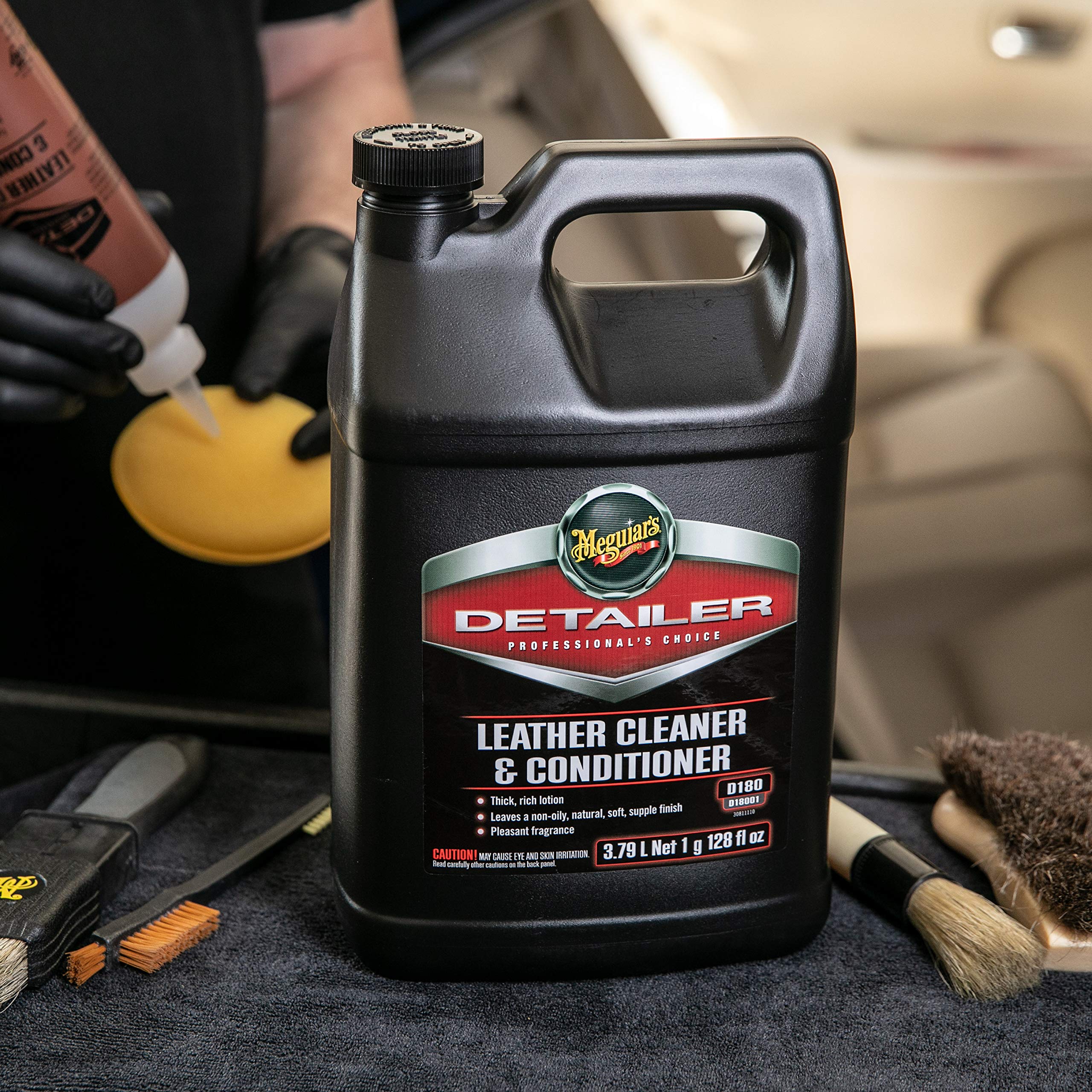 Meguiar's Professional Leather Cleaner & Conditioner D18001 - 1 Gallon (128 Oz) for Automotive Interior Care | Deep Cleans & Conditions Leather Seats, Dashboards & Steering Wheels | Restores Shine & Prevents Cracking | Ideal for Cars, Trucks & Motorcycles