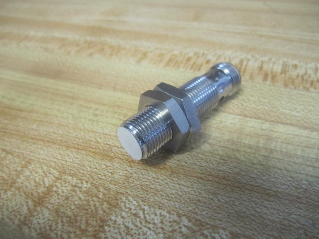 IFC204 Inductive Proximity Sensor 4mm Sensing Range 30VDC 10mA - Perfect for Industrial Automation, CNC Machines, and Conveyor Systems