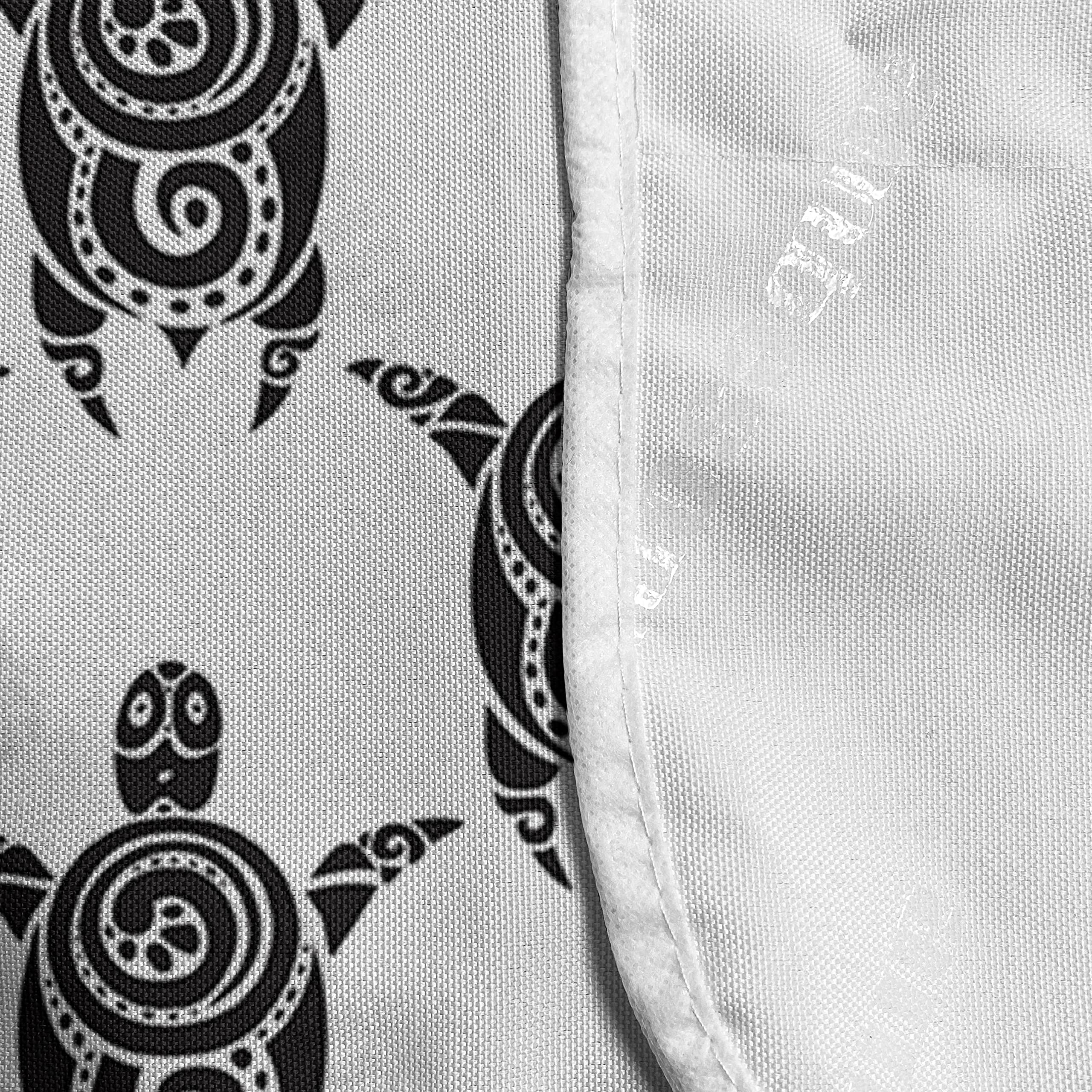 Ambesonne Maori Style Sea Turtle Microwave Cover - Water Resistant Kitchen Organizer with Pockets, 36