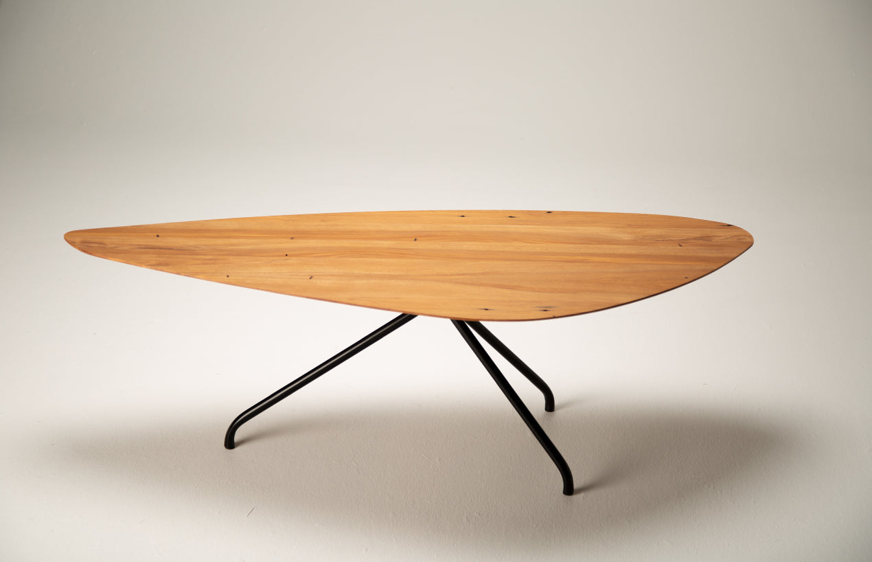 Modern Perret Coffee Table - Mid-Century Style Wooden Living Room Table with Storage Shelf | Perfect for Small Spaces, Apartments & Cozy Home Decor