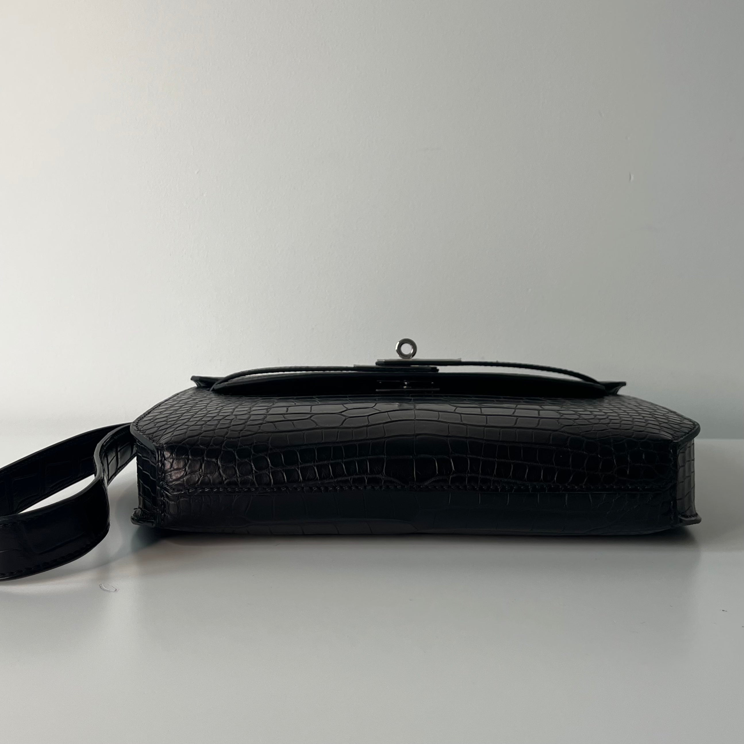 Hermes Kelly Depeches 25 Pochette Bag in Black Matte Alligator Leather with Palladium Hardware - Luxury Crossbody Clutch for Women, Perfect for Evening Events & Special Occasions