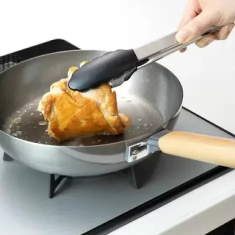 Premium Chitose Japanese Iron Non-Stick Frying Pan 26cm - IH Compatible, Healthy Cooking for Stir Fry, Omelets & Pancakes - Perfect for Home Chefs & Professional Kitchens