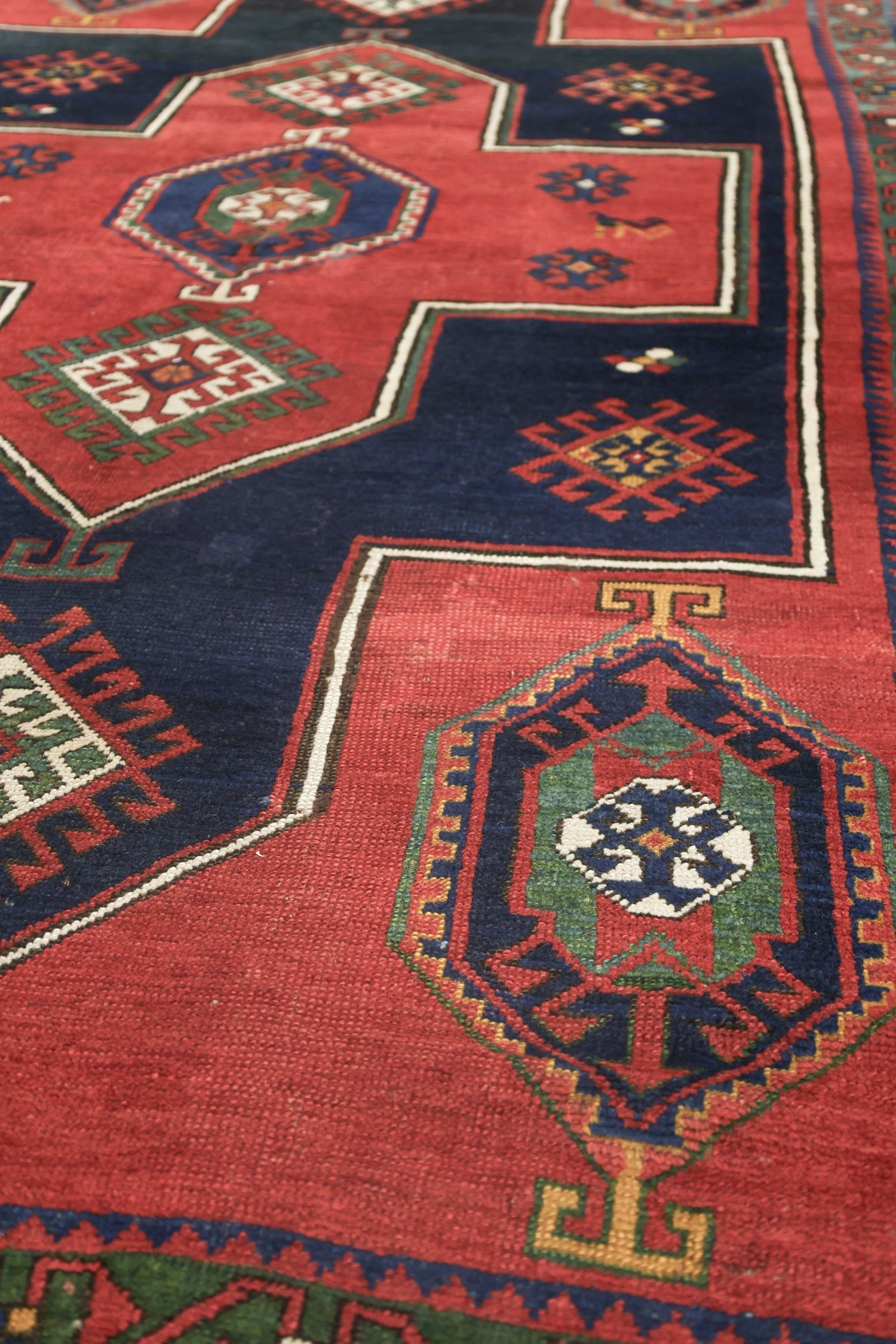 Vintage Handwoven Kazak Tribal Rug - Authentic Antique J70654 Oriental Carpet for Living Room, Bedroom & Home Decor