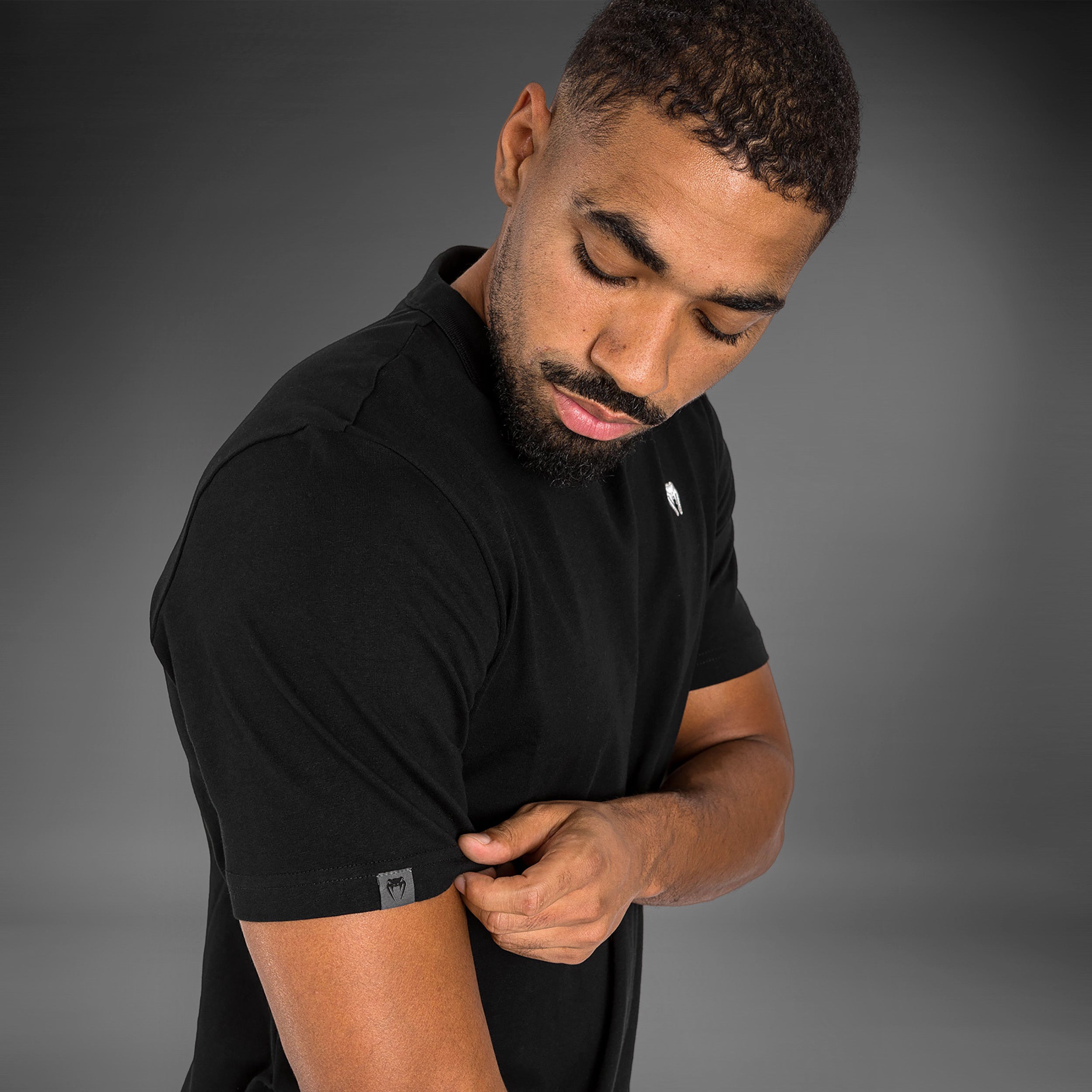 Venum Silent Power T-Shirt for Men - Black MMA & Training Shirt - Lightweight & Breathable for Gym, Workouts & Martial Arts