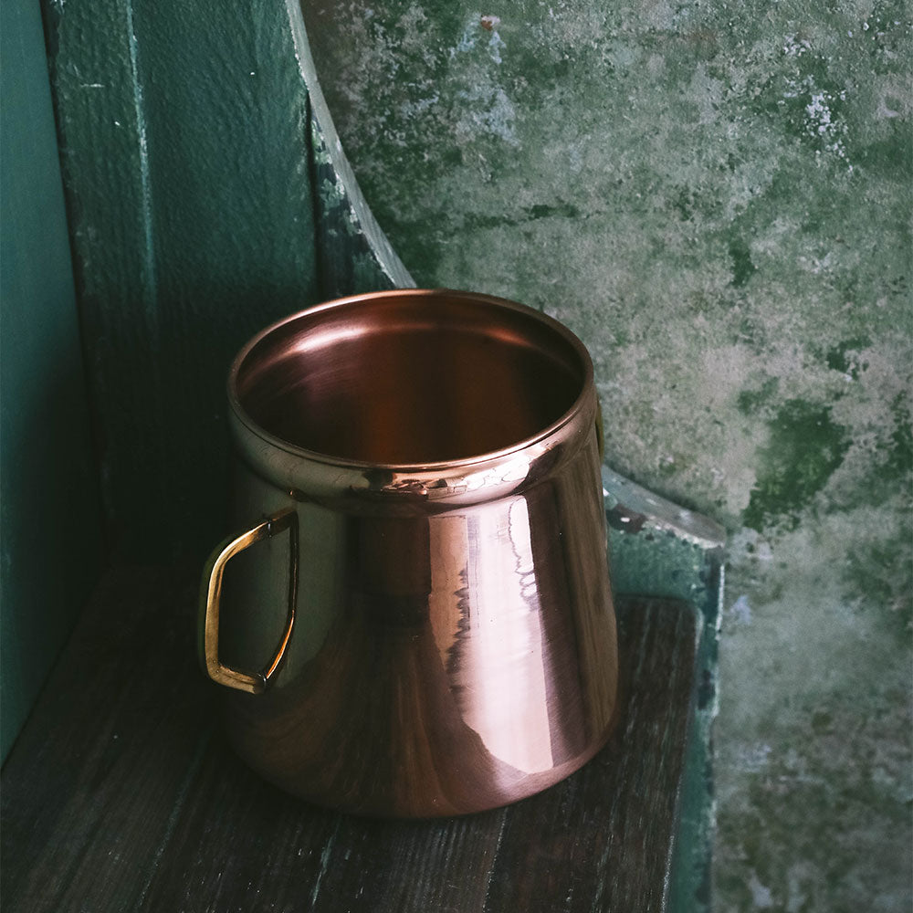 Premium Pure Copper Water Bottle with Lid - Ayurvedic Health Benefits, Leak-Proof & Eco-Friendly - Perfect for Yoga, Meditation & Daily Hydration