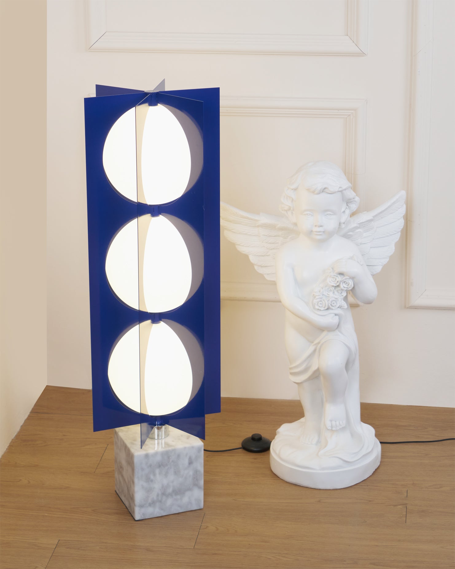 Blue Kleos Modern Floor Lamp - Adjustable Brightness for Living Room, Bedroom & Office - Perfect for Reading, Relaxing & Decor