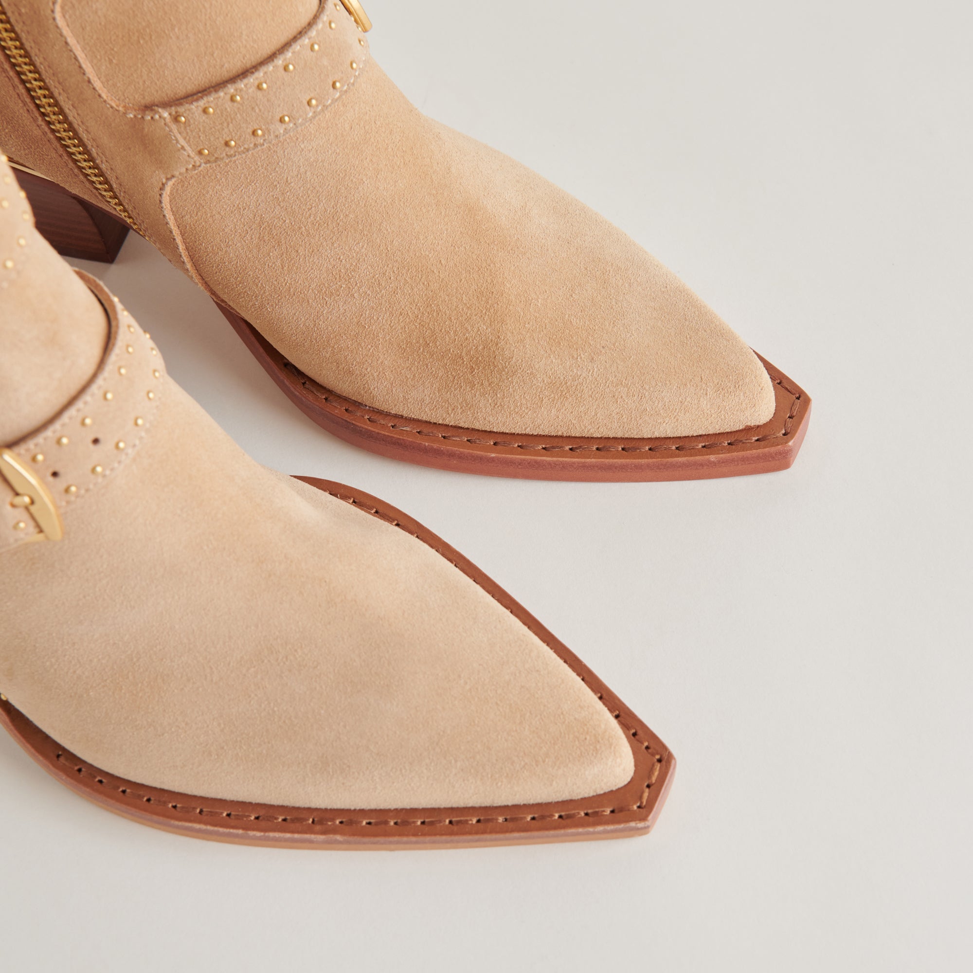 RONNIE BOOTIES CAMEL SUEDE - Women's Ankle Boots, Comfortable & Stylish Suede Booties for Fall/Winter Fashion, Perfect for Office, Dating & Casual Outings