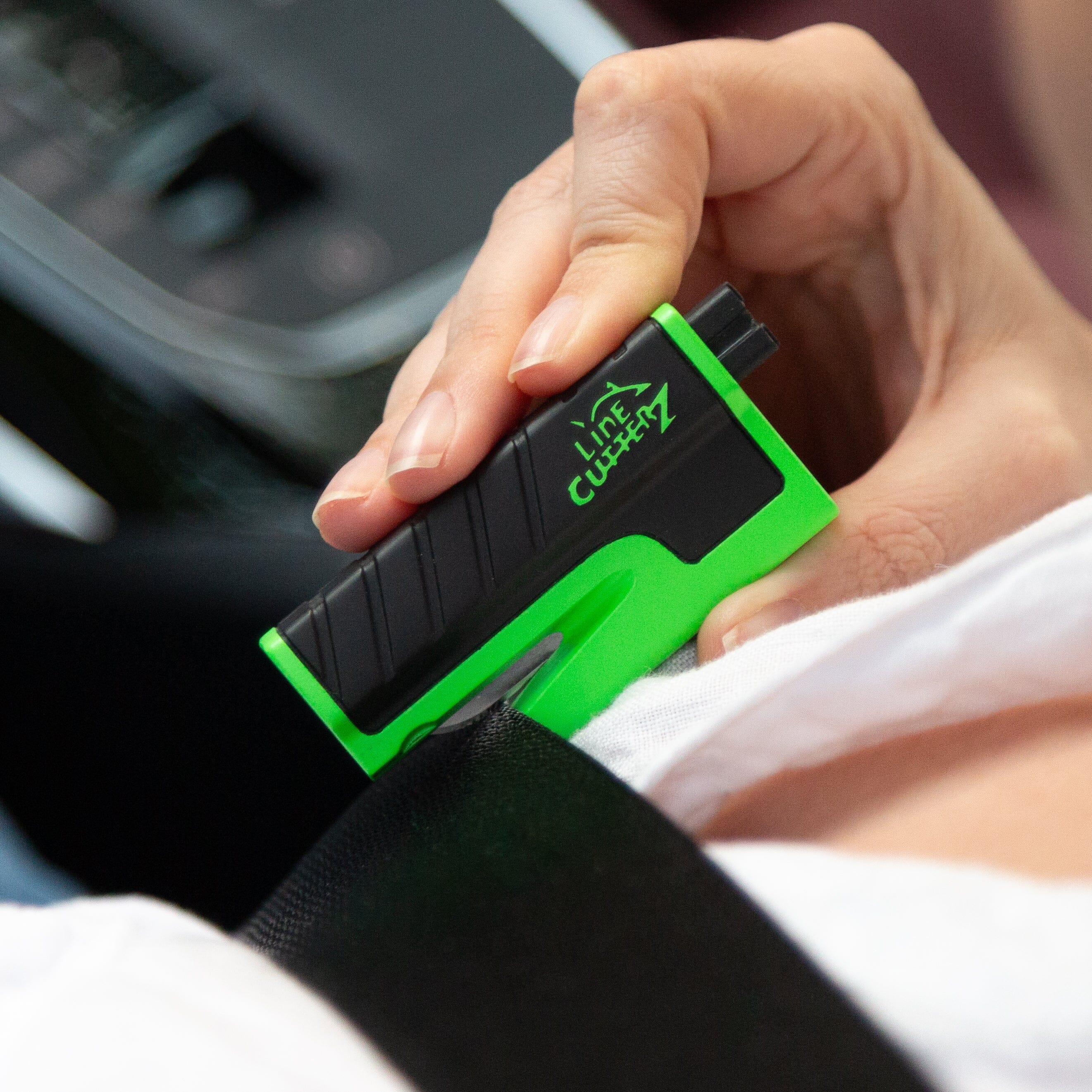 Line Cutterz VET Vehicle Escape Tool - Emergency Seatbelt Cutter & Window Breaker for Cars, Trucks & SUVs - Perfect for First Aid Kits, Roadside Emergencies & Survival Gear