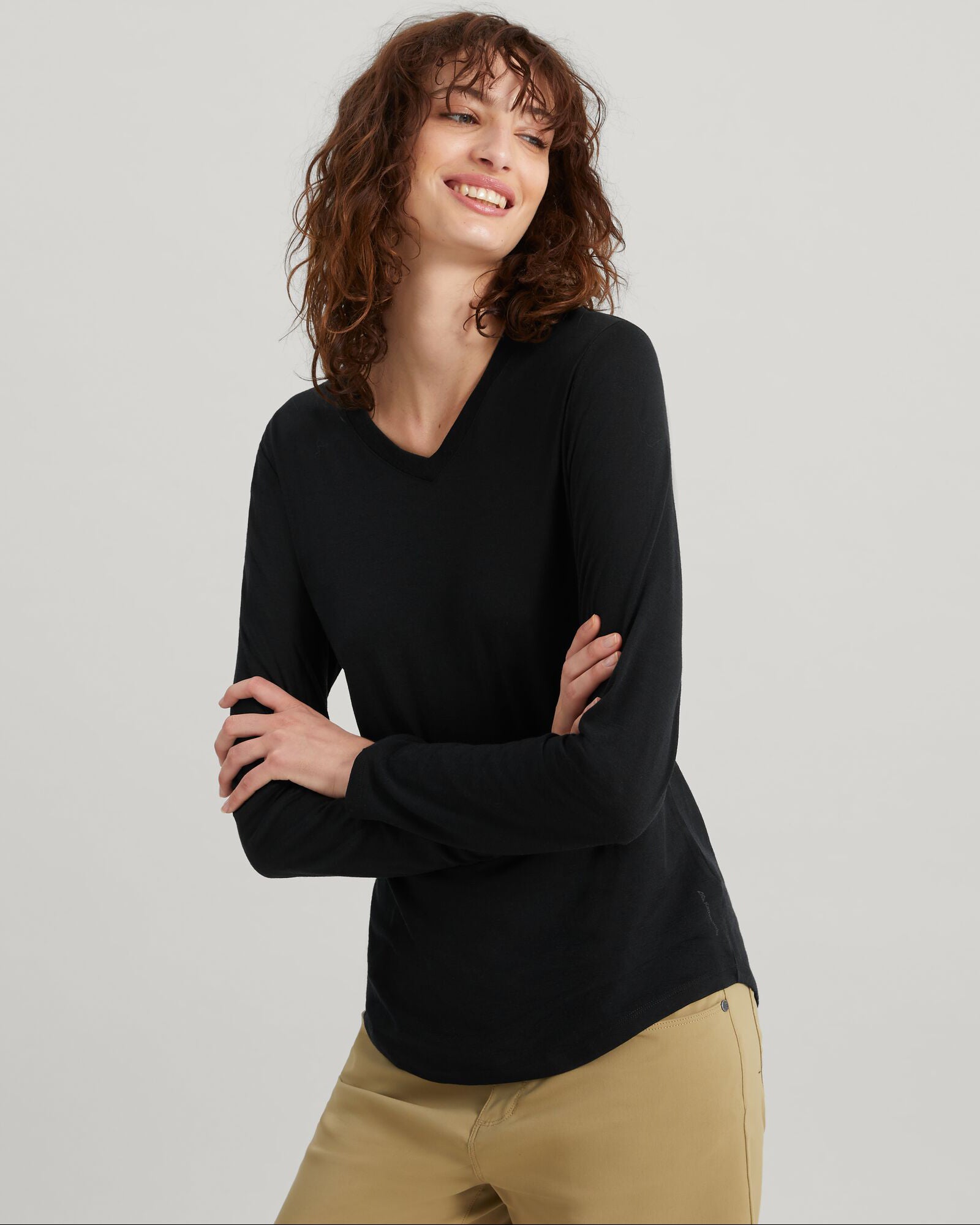 100% Merino Wool Women's Long Sleeve V-Neck Top - Black | Soft & Warm Base Layer for Hiking, Travel & Winter Outfits