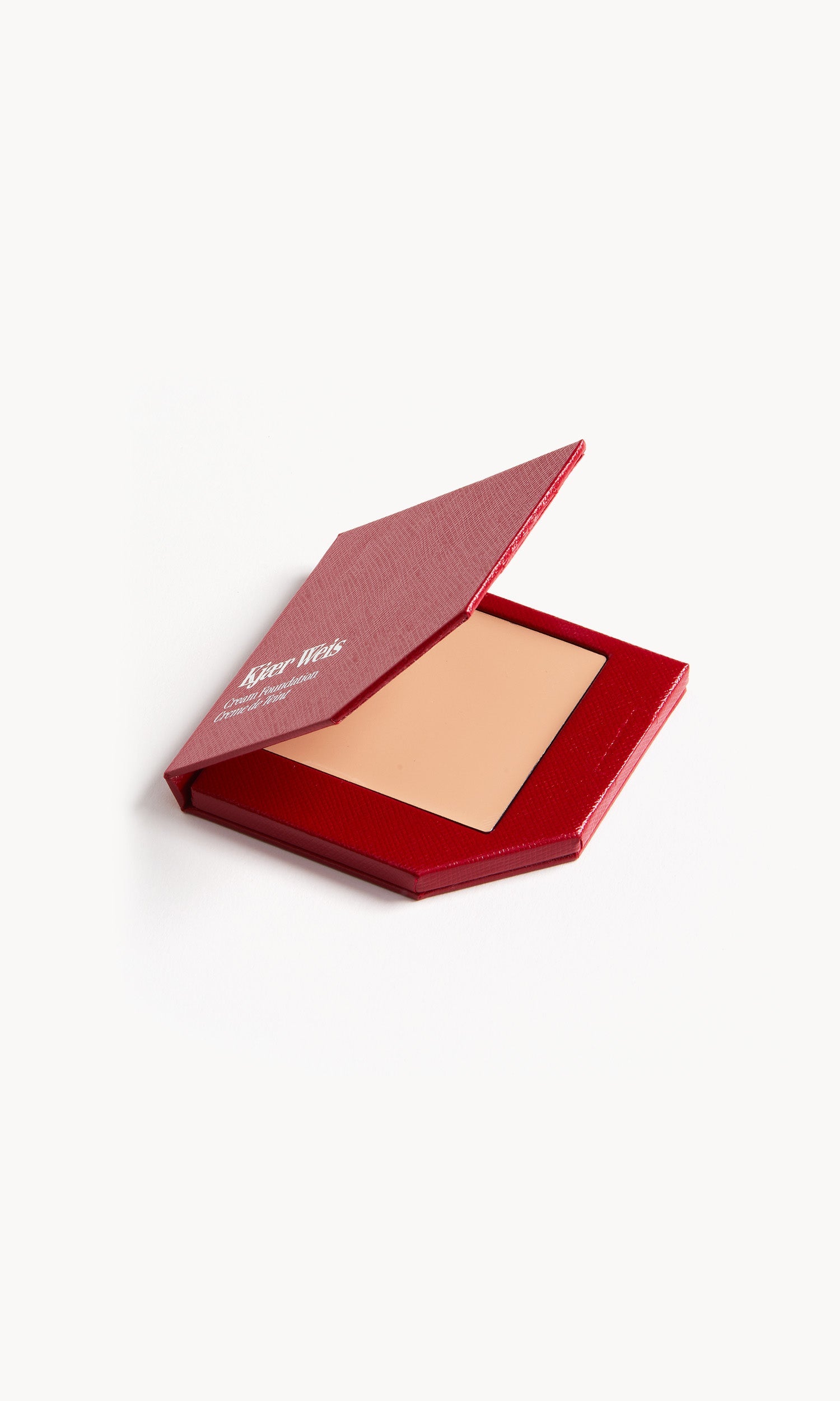 F140 Cream Foundation - Lightweight & Natural Coverage for Flawless Skin | Perfect for Daily Wear & Special Occasions