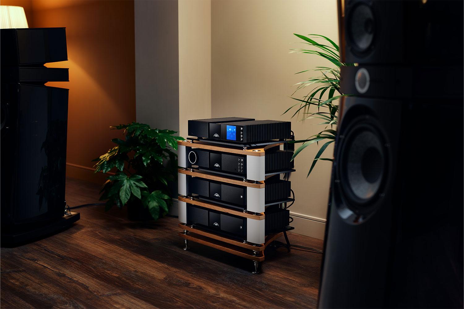 Naim Audio NSS 333 High Resolution Network Music Streamer - Wireless Hi-Fi Audio Player for Home Theater & Audiophile Systems | Perfect for Streaming Music, Multi-Room Audio & High-End Sound Systems